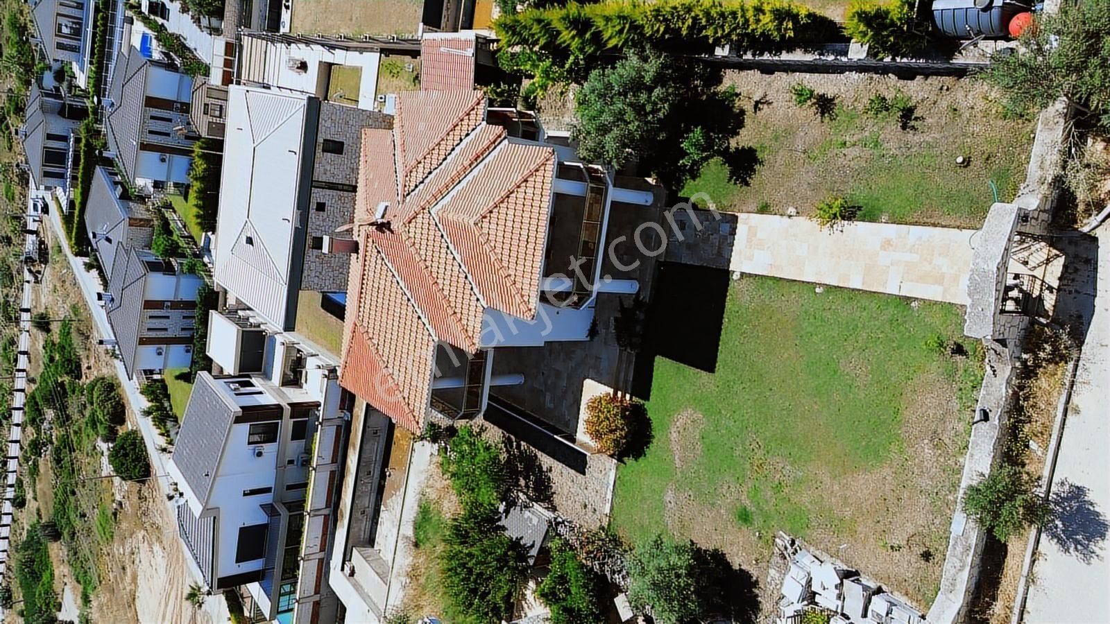 Denize Yürüyüş Mesafesinde Muhteşem Villamıza Bayılacaksınız - Görsel 20