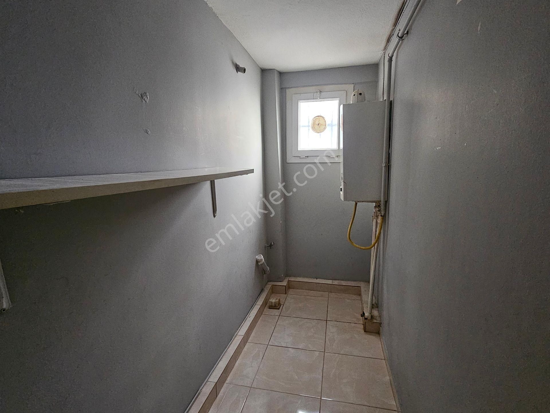 Remax Arma’dan Buca Menderes Mah. Kiralık 2+1 Daire Doğalgazlı – Giriş Kat – Merkezi Konum - Görsel 4