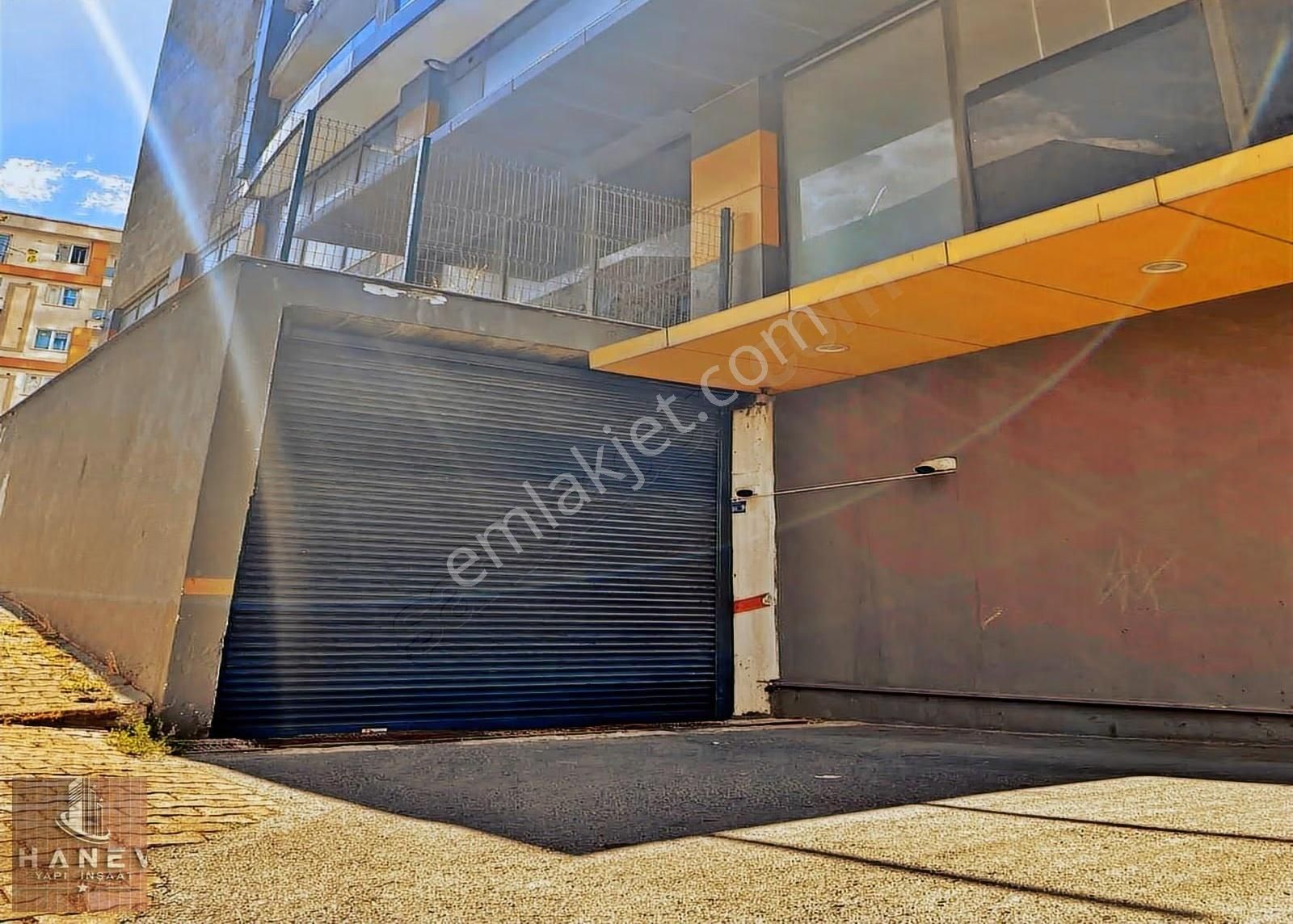 Metrobüs'e Yakın Site İçinde Satılık Full Eşyalı Daire - Görsel 33