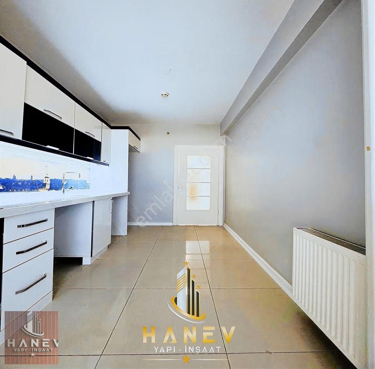 Lüks Rezidans İçinde Satılık 2+1 Teraslı Park Manzaralı Daire - Görsel 8