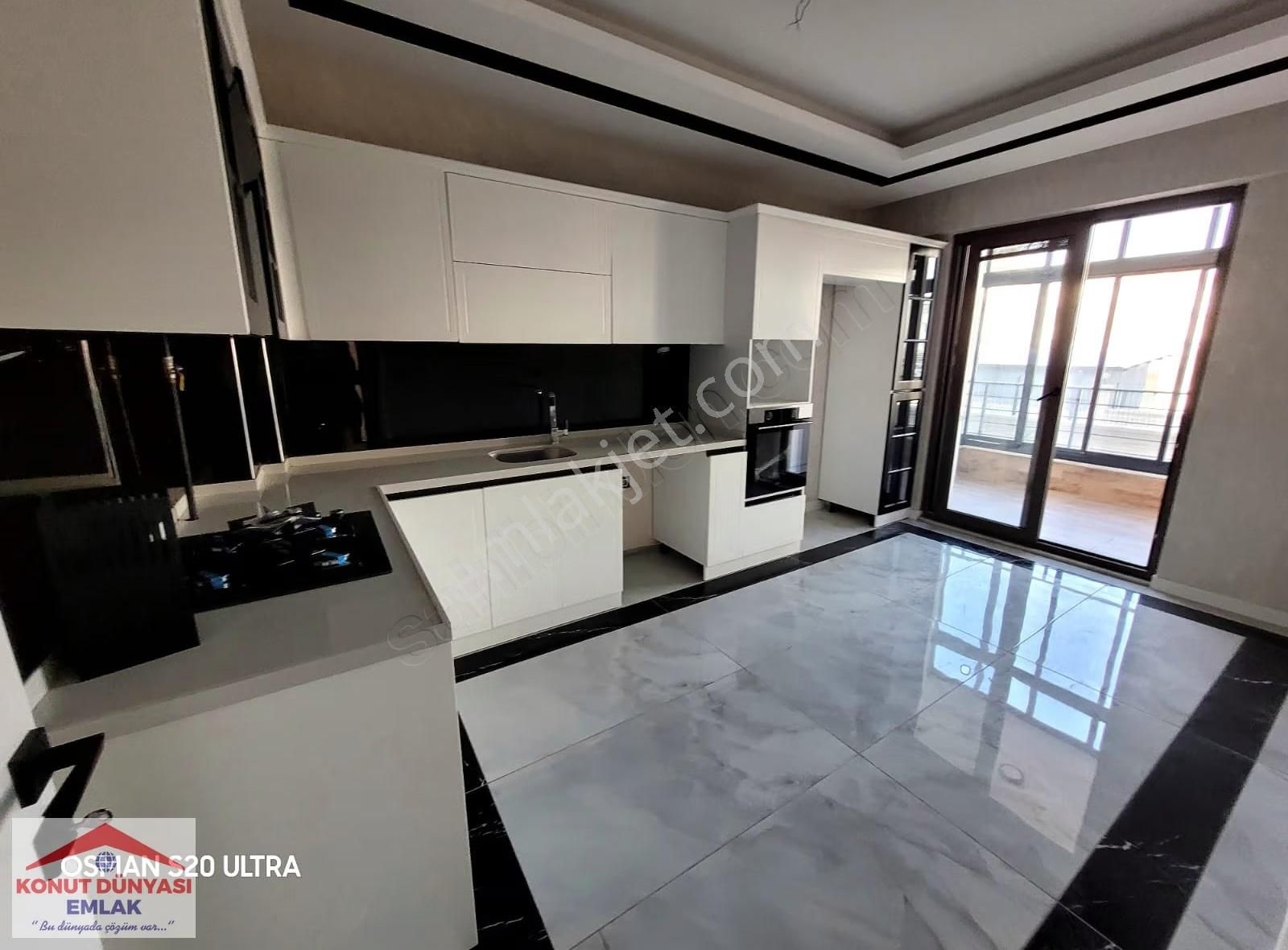 Kızartma Mutfaklı Sıfır Geniş 3+1 Ultralüks Cadde Üzeri Afişli - Görsel 10