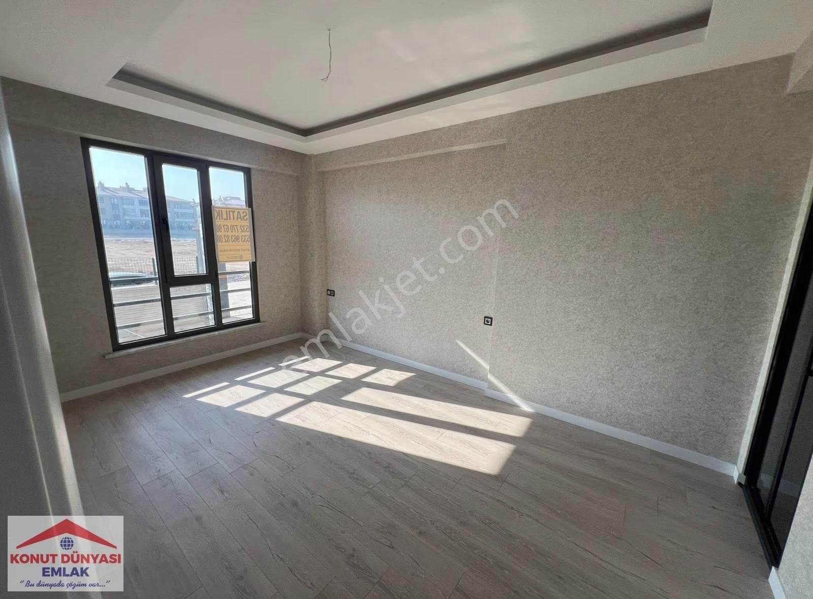 Kızartma Mutfaklı Sıfır Geniş 3+1 Ultralüks Park Cephe Afişli - Görsel 4