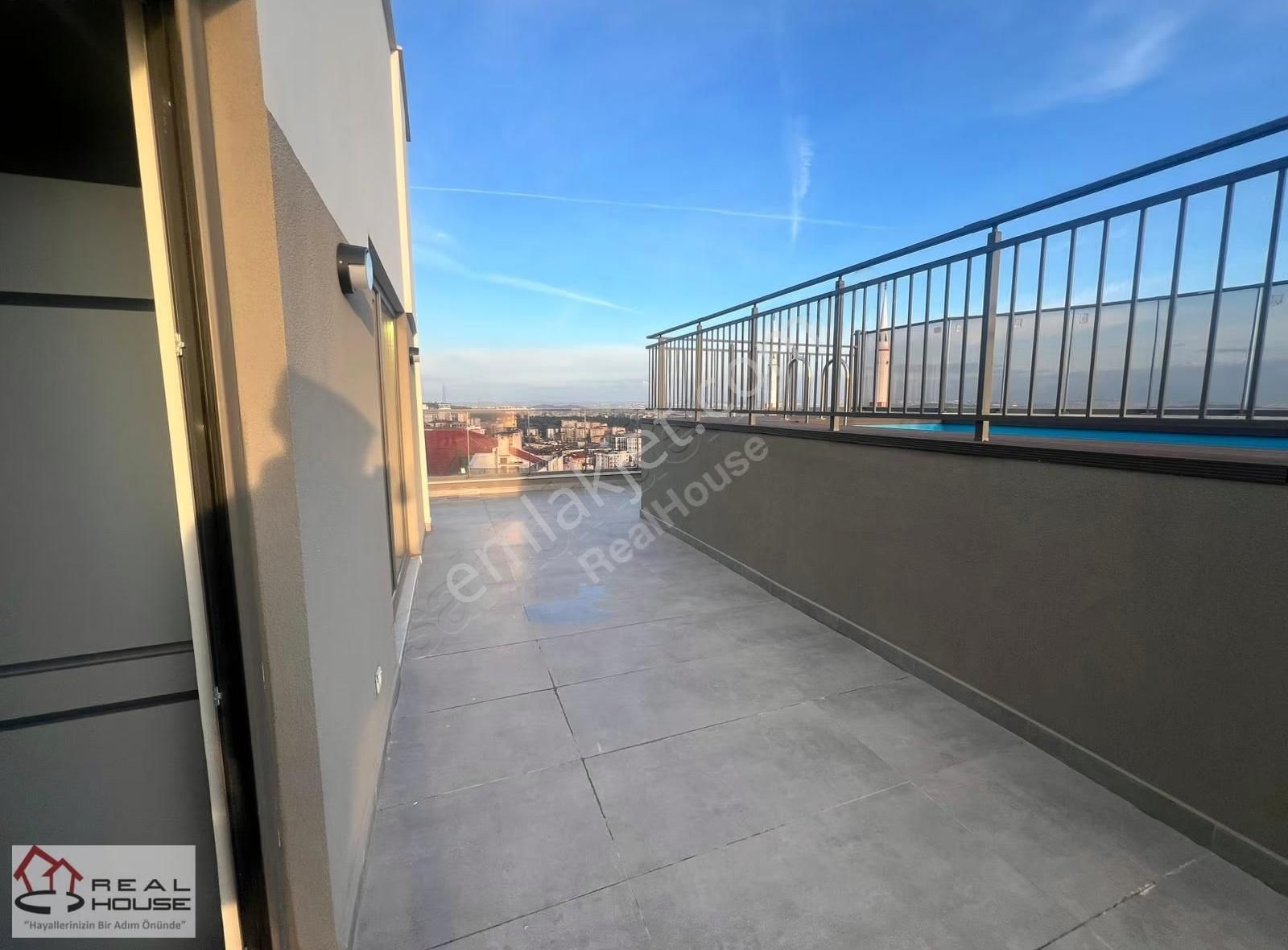 Siltaş Panorama Müstakil Havuzlu-teraslı-deniz Manzaralı Kiralık - Görsel 22