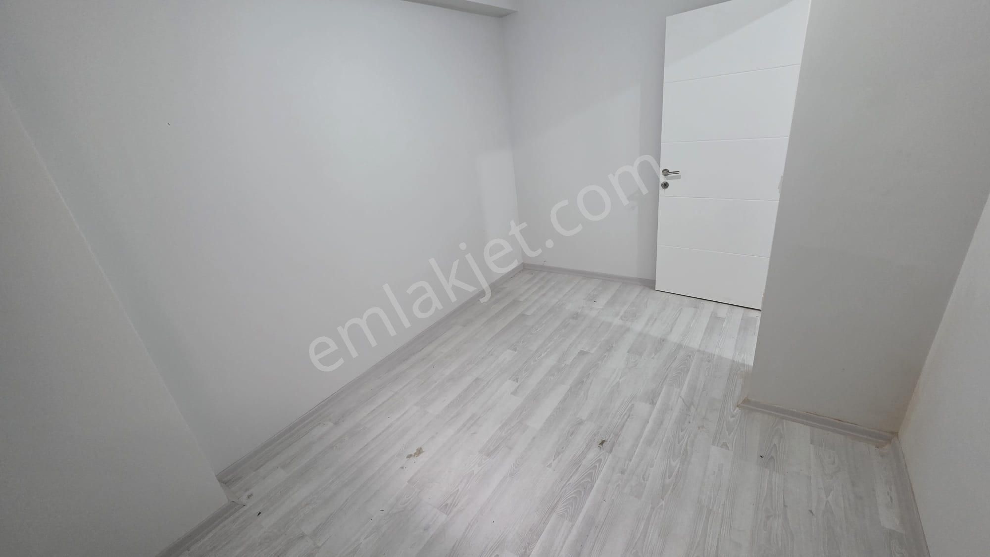Beylikdüzü Yakuplu Net 90 M² Kelepir!!! 2+1 Bahçe Kat Ters Dubleks Kaçmaz Fırsat - Görsel 7