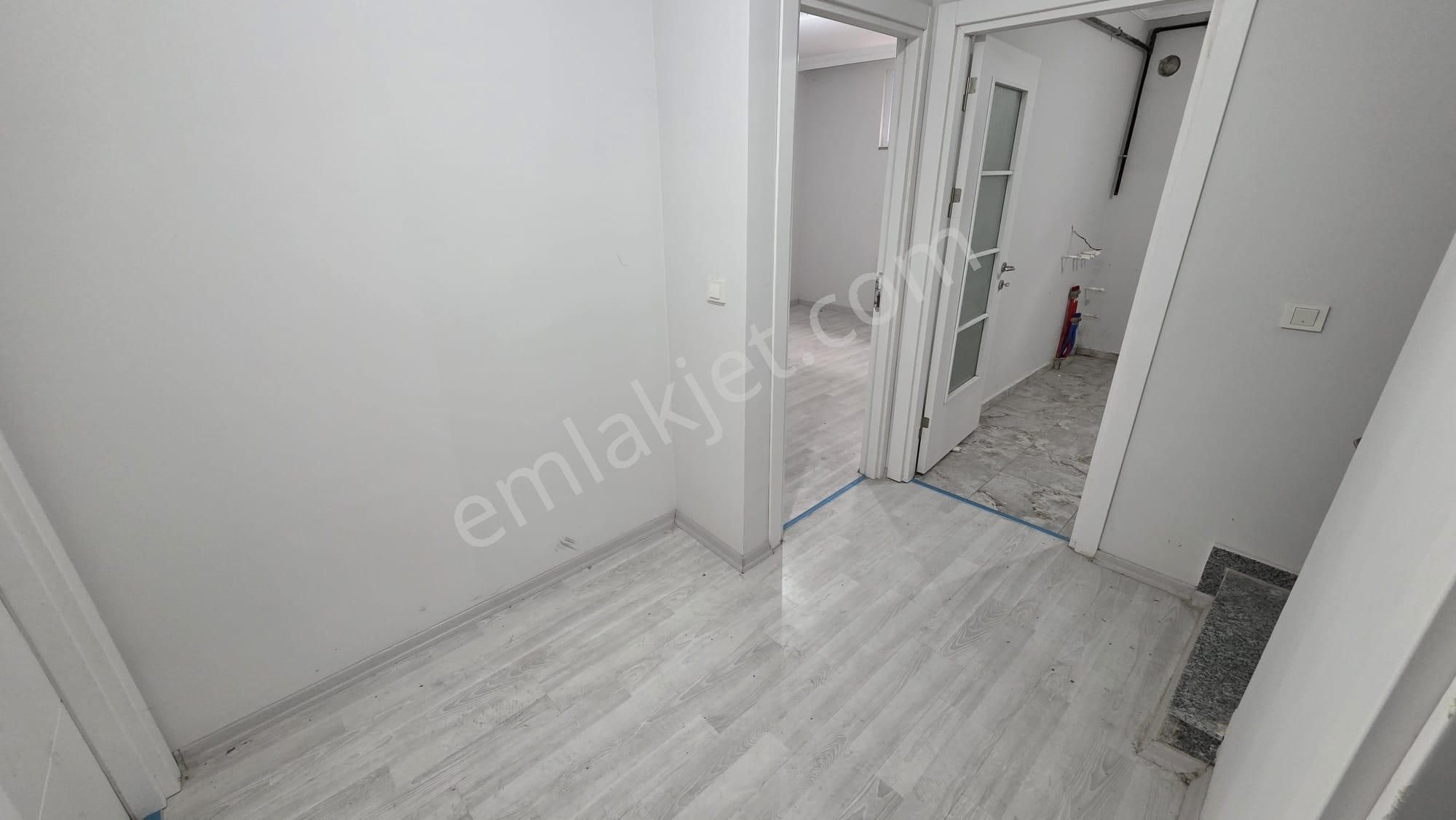 Beylikdüzü Yakuplu Net 90 M² Kelepir!!! 2+1 Bahçe Kat Ters Dubleks Kaçmaz Fırsat - Görsel 14