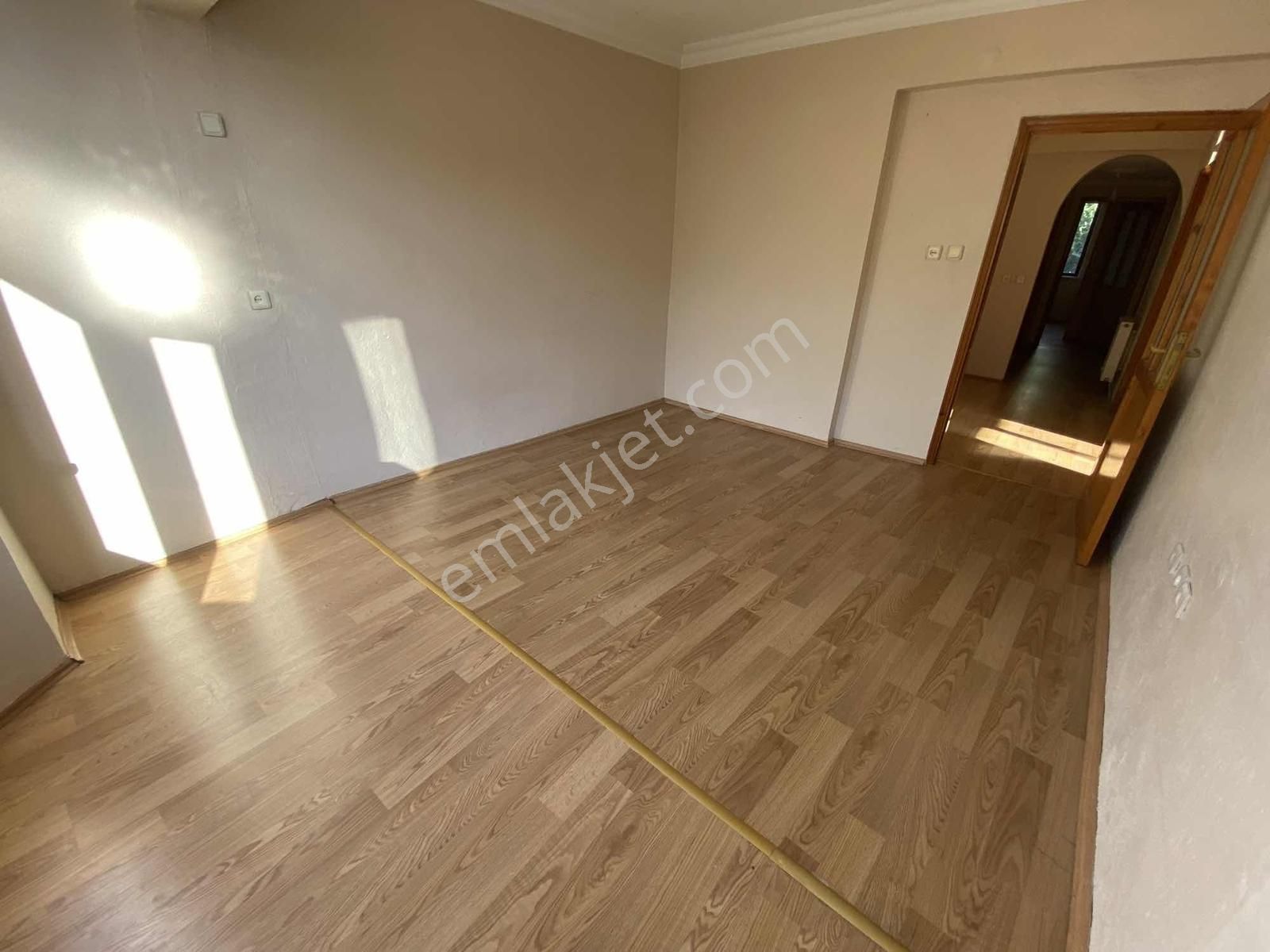 Plevne Mh.beyoğlu Cad. - Migros Arkası Kiralık 3+1 Arakat Daire - Görsel 17