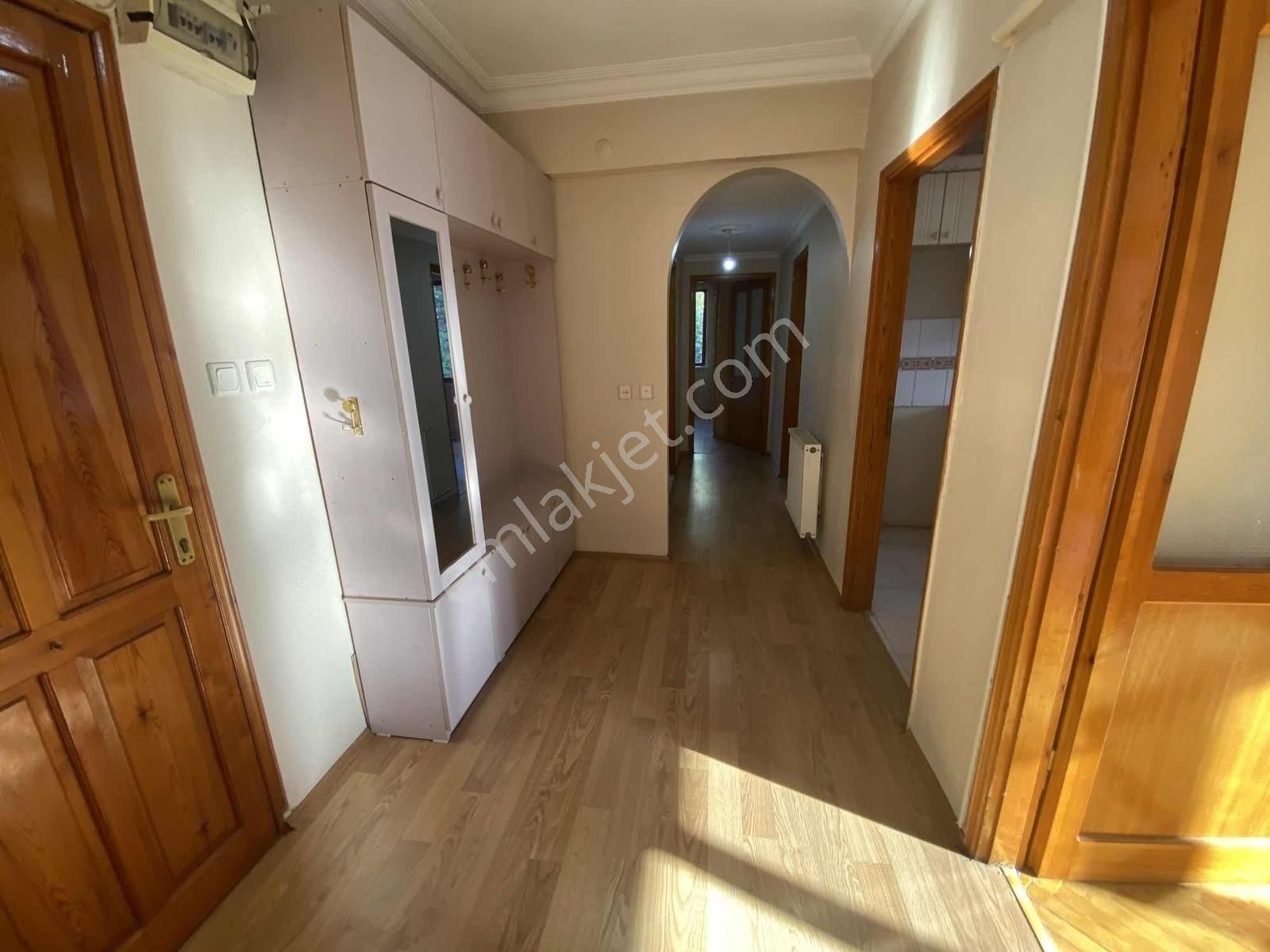 Plevne Mh.beyoğlu Cad. - Migros Arkası Kiralık 3+1 Arakat Daire - Görsel 6