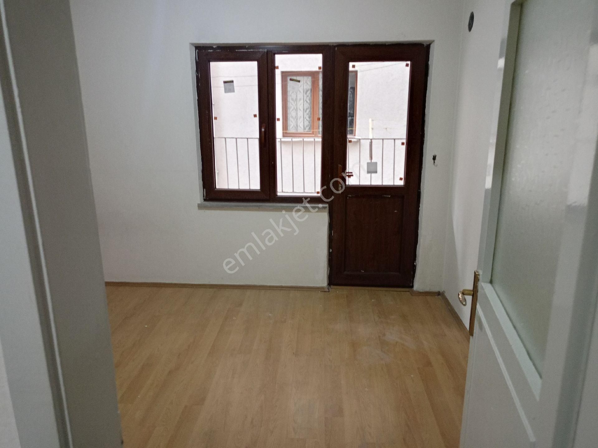 Akçaabat Dürbinar' Da Depozitosuz Sobalı 2+1 Kiralık Daire - Görsel 4