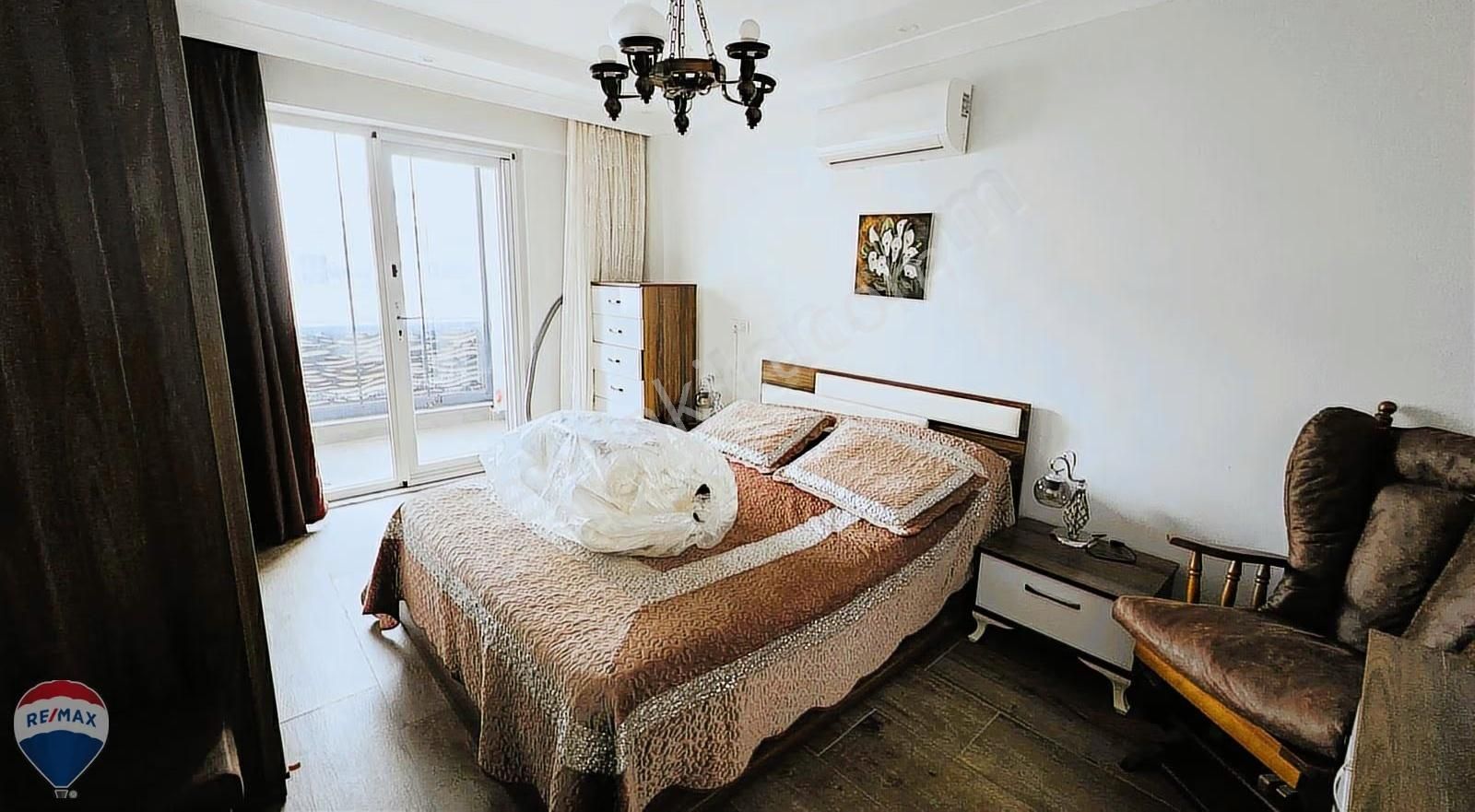 Köprübaşında Yerden Isıtmalı, Emsalsiz, Havuzlu Lüks Daire - Görsel 27