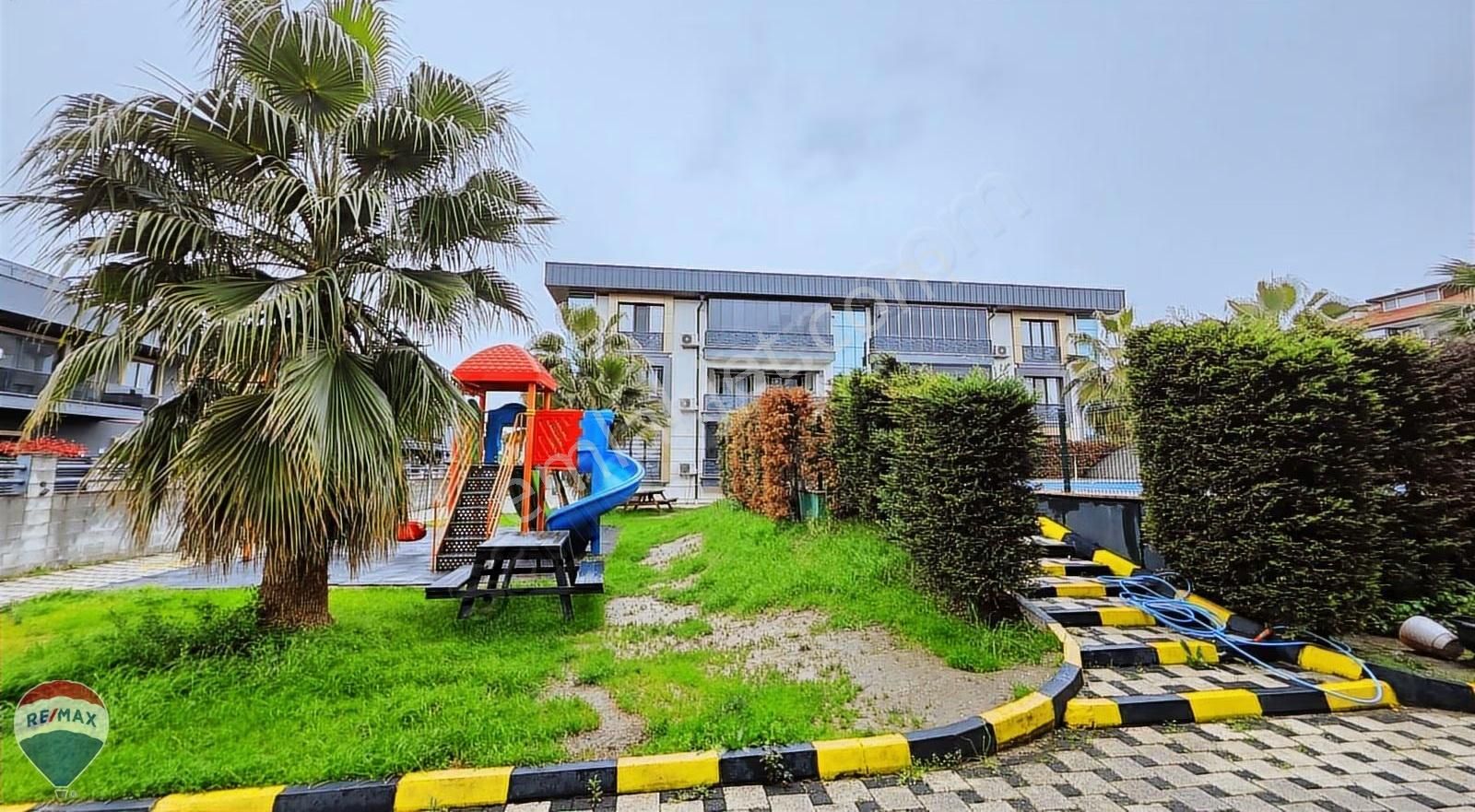 Köprübaşında Yerden Isıtmalı, Emsalsiz, Havuzlu Lüks Daire - Görsel 25