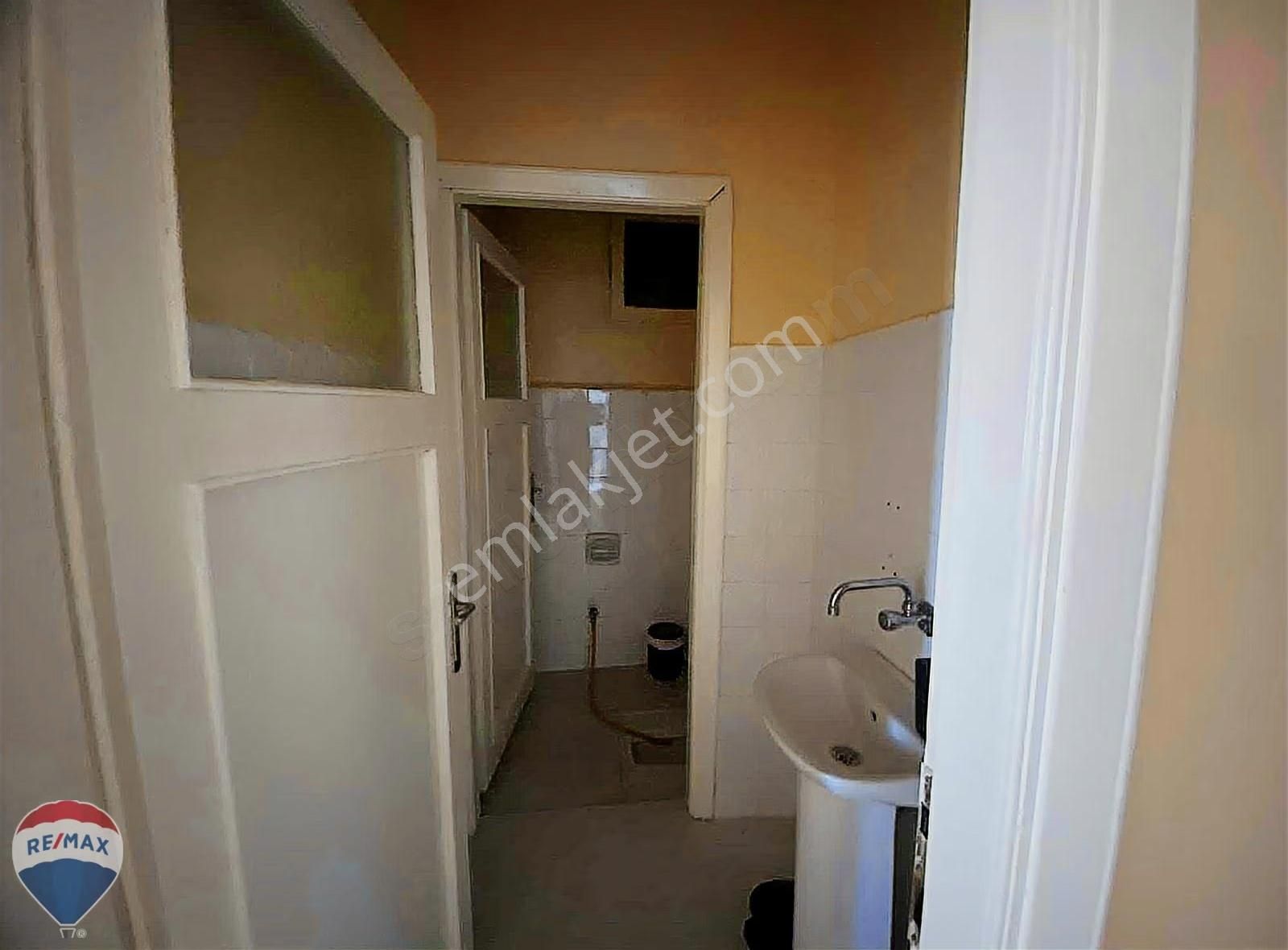 Remax Maviden Ozanlar Da Öğretmen Bloklarında 3+1 Ara Kat Daire - Görsel 3