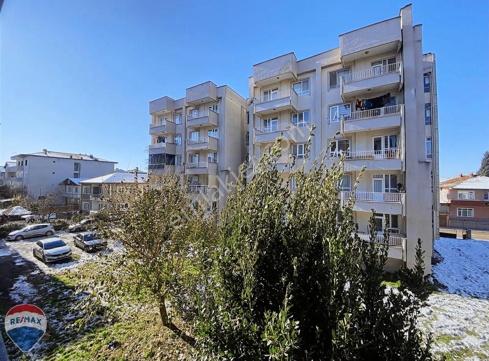 Remax Maviden Ozanlar Da Öğretmen Bloklarında 3+1 Ara Kat Daire - Görsel 12