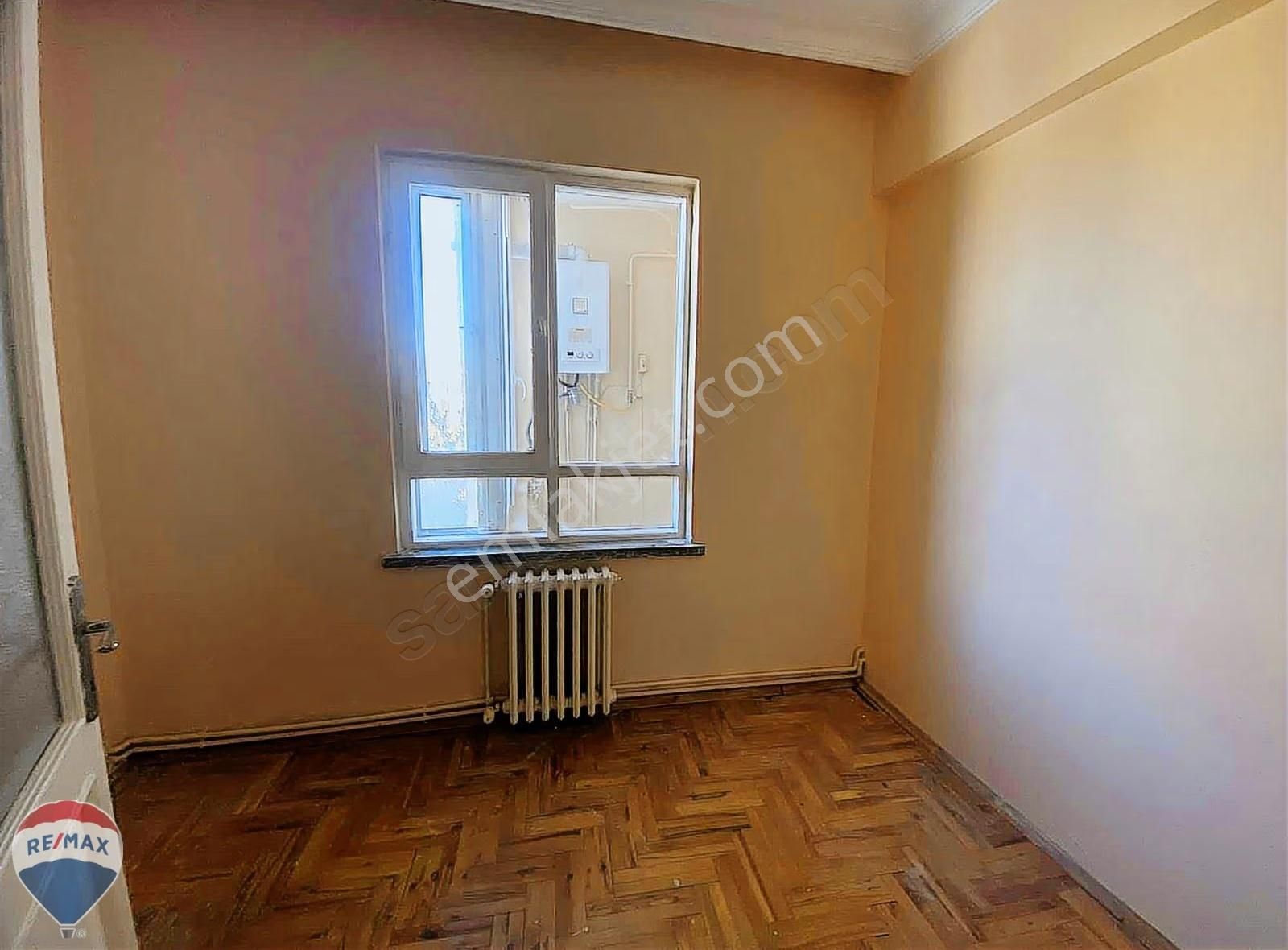 Remax Maviden Ozanlar Da Öğretmen Bloklarında 3+1 Ara Kat Daire - Görsel 13