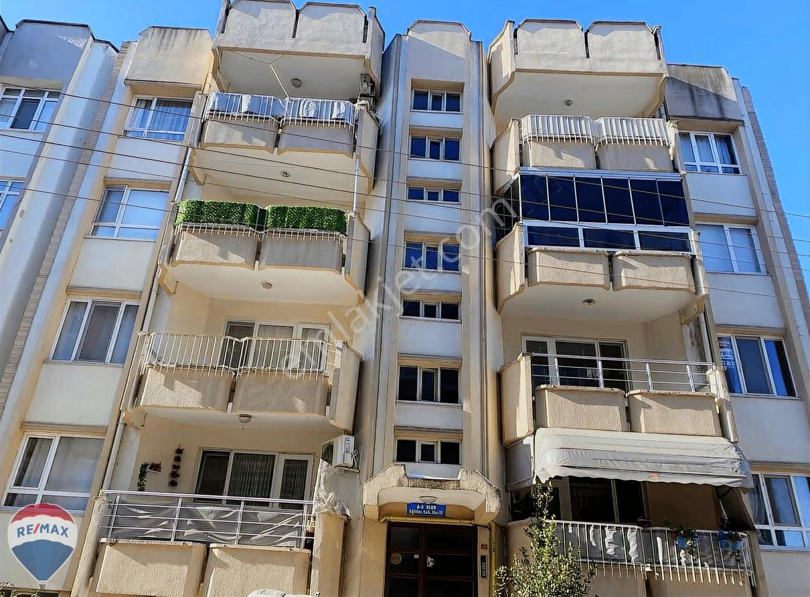 Remax Maviden Ozanlar Da Öğretmen Bloklarında 3+1 Ara Kat Daire - Görsel 8