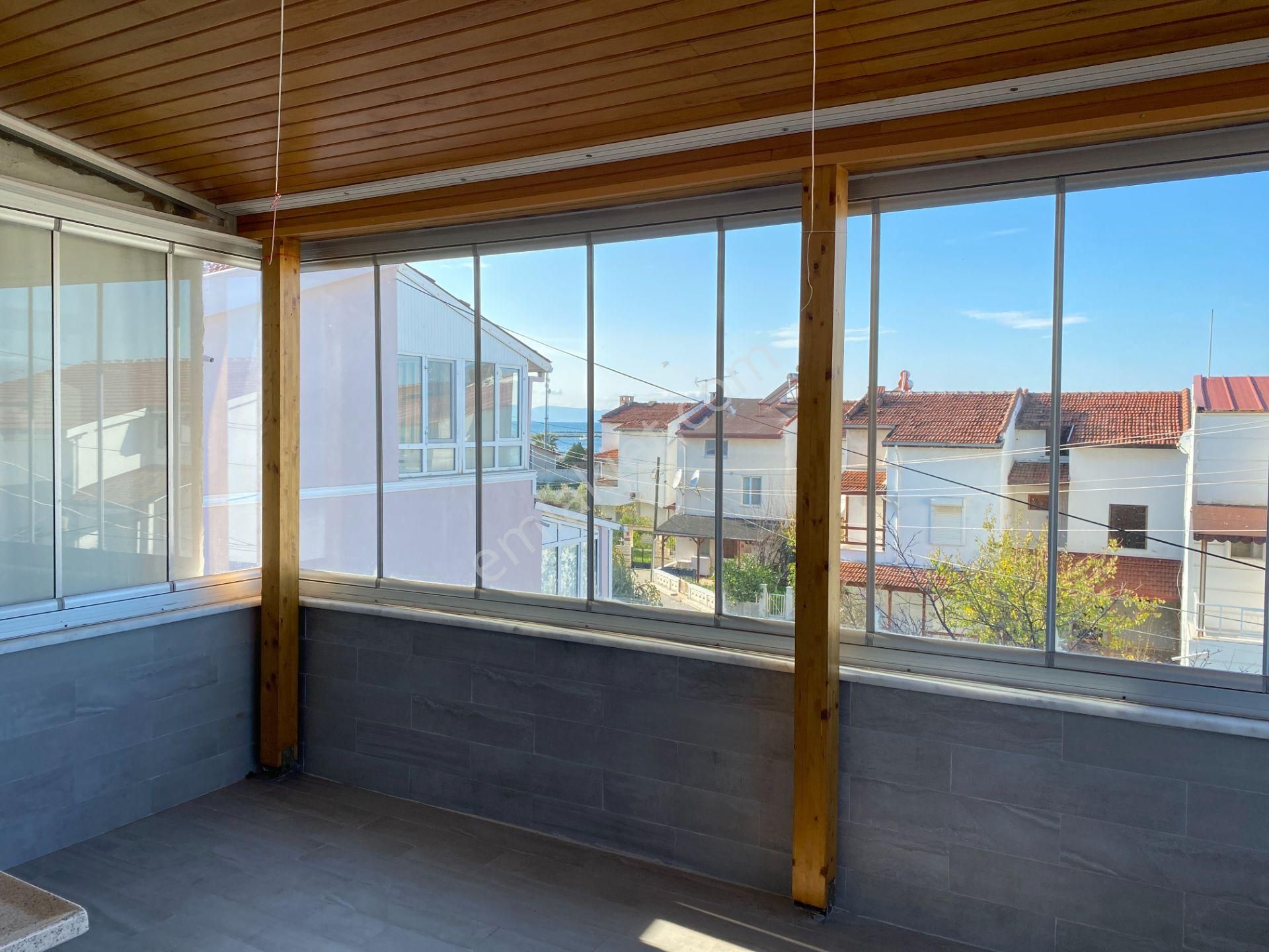 Altınova İskele Mevkiinde Denize Sıfır Sitede Satılık 3+1 Villa - Görsel 8