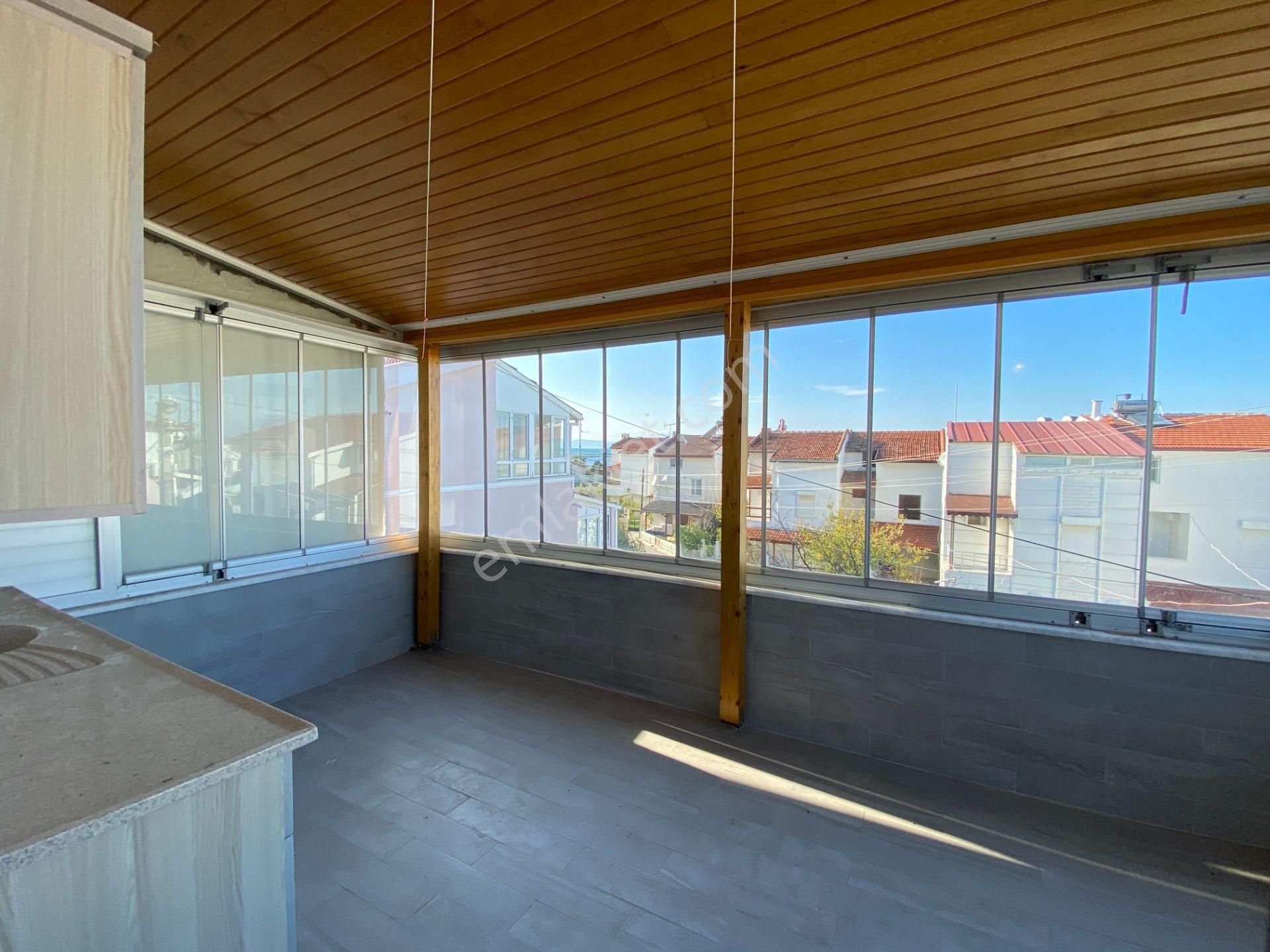 Altınova İskele Mevkiinde Denize Sıfır Sitede Satılık 3+1 Villa - Görsel 12