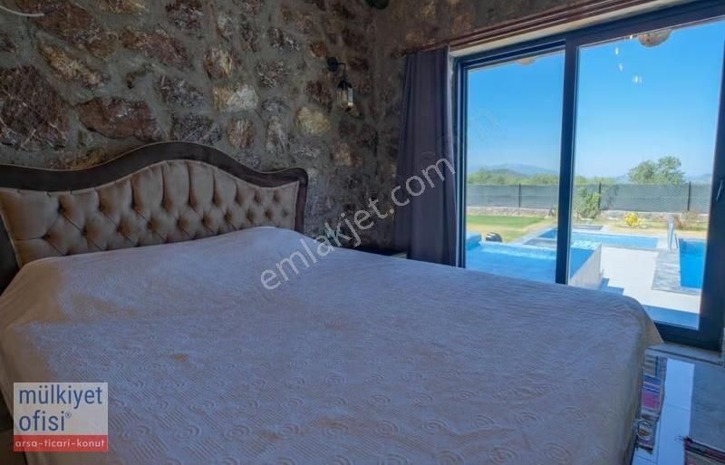 Ormana Cephe 502 M2 Arsa İçerisinde 1+1 Havuzlu Tek Katlı Villa - Görsel 5