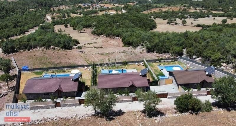 Ormana Cephe 502 M2 Arsa İçerisinde 1+1 Havuzlu Tek Katlı Villa - Görsel 2