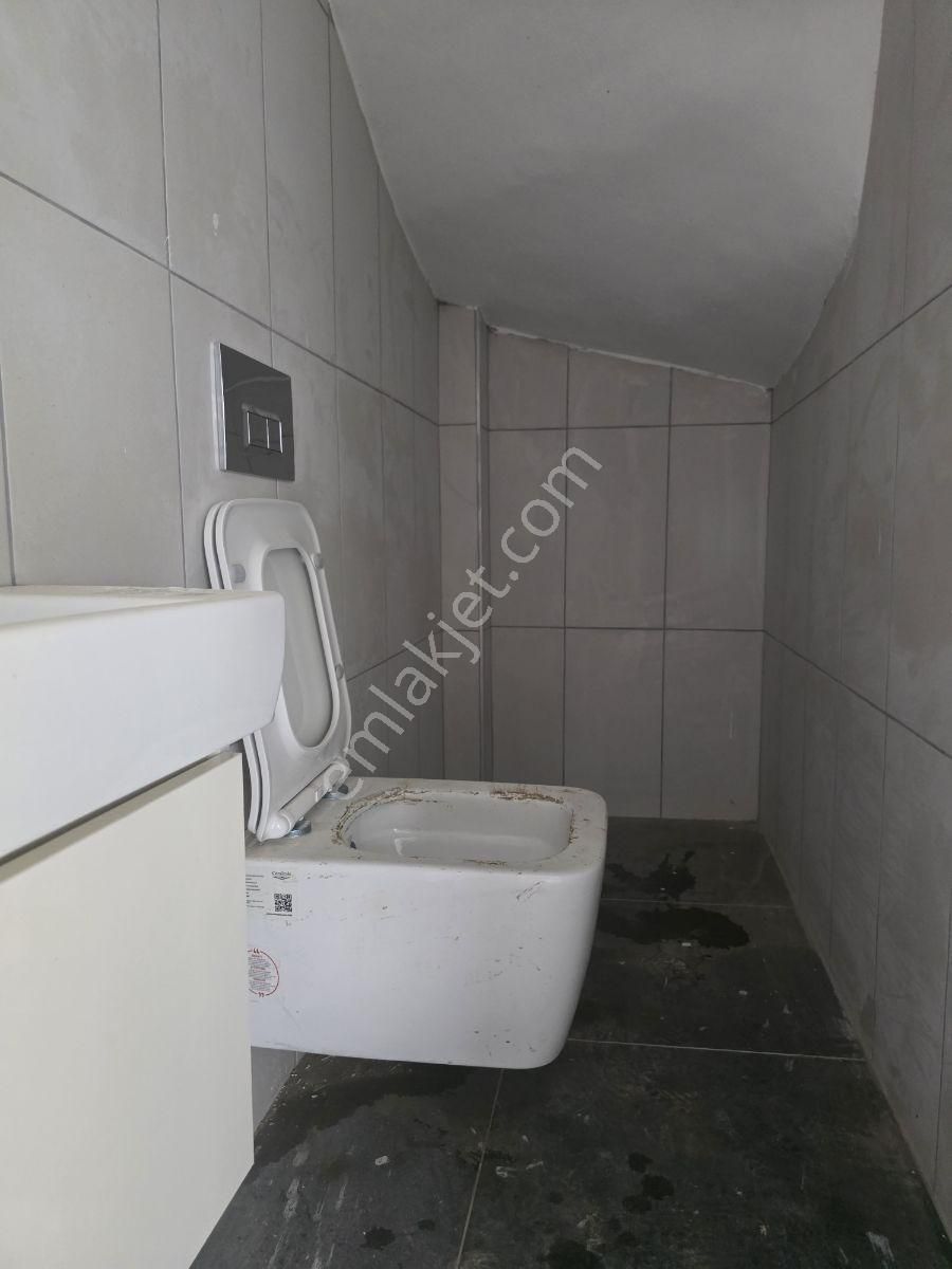 Yetkili Ofis - Havuzlu Sitede Yeni 2+1 Müstakil Villa - Görsel 14