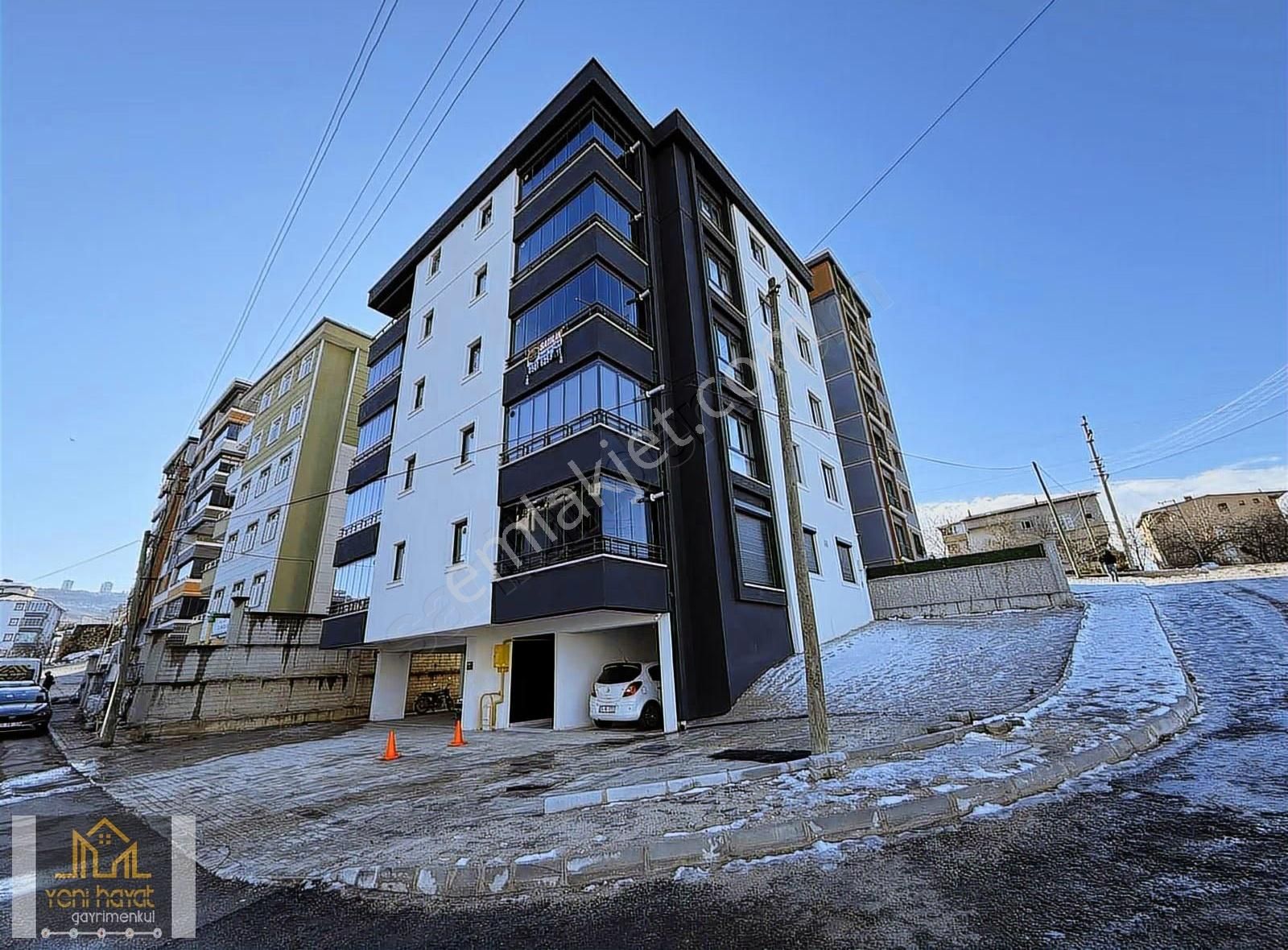 Hasköy'de Ara Kat 2+1 Satılık Daire - Görsel 4