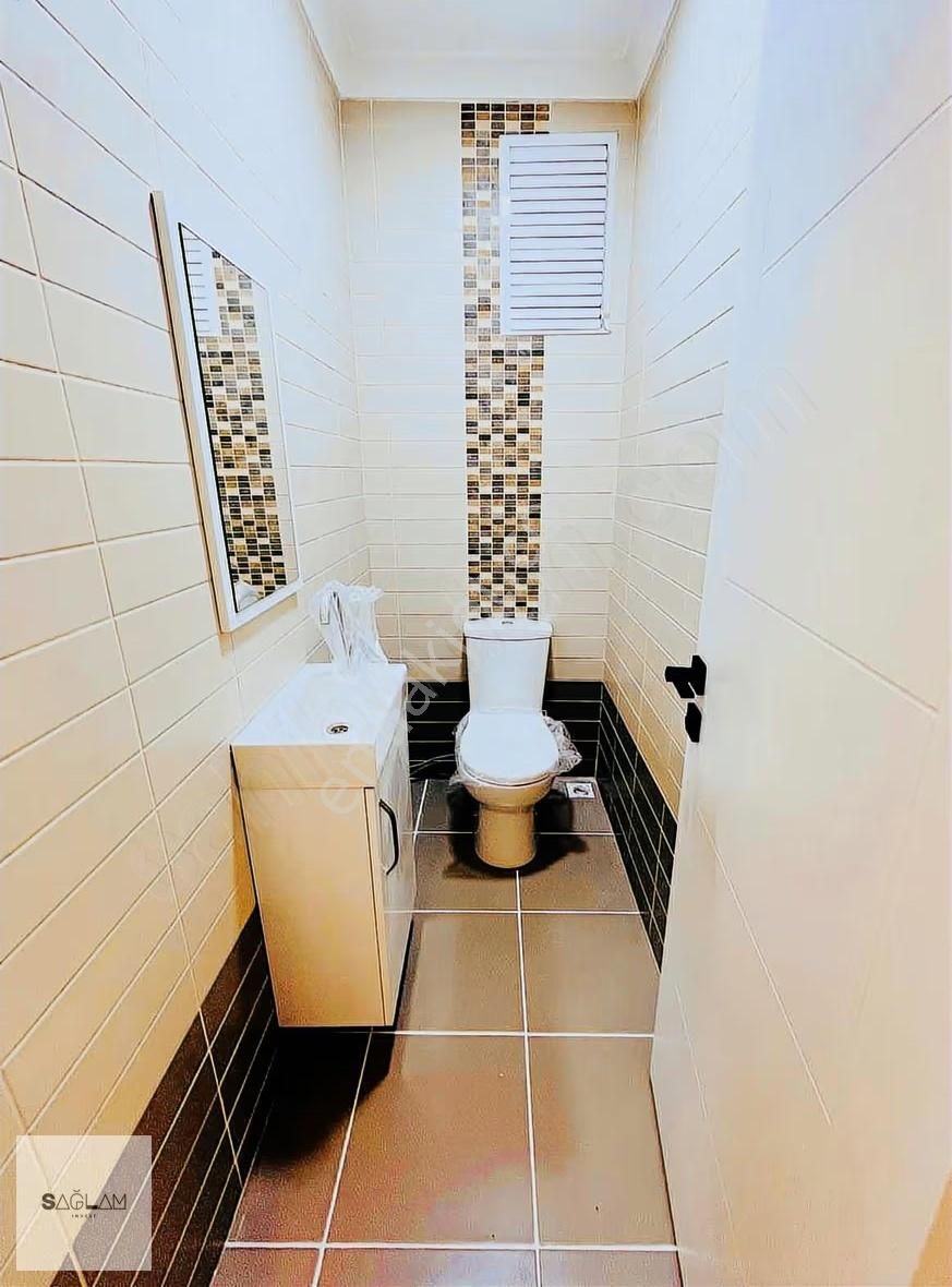 Sağlam'dan Kozyatağın'da Fırsat Şık İçi Yapılı 2+1 Satılık Daire - Görsel 22