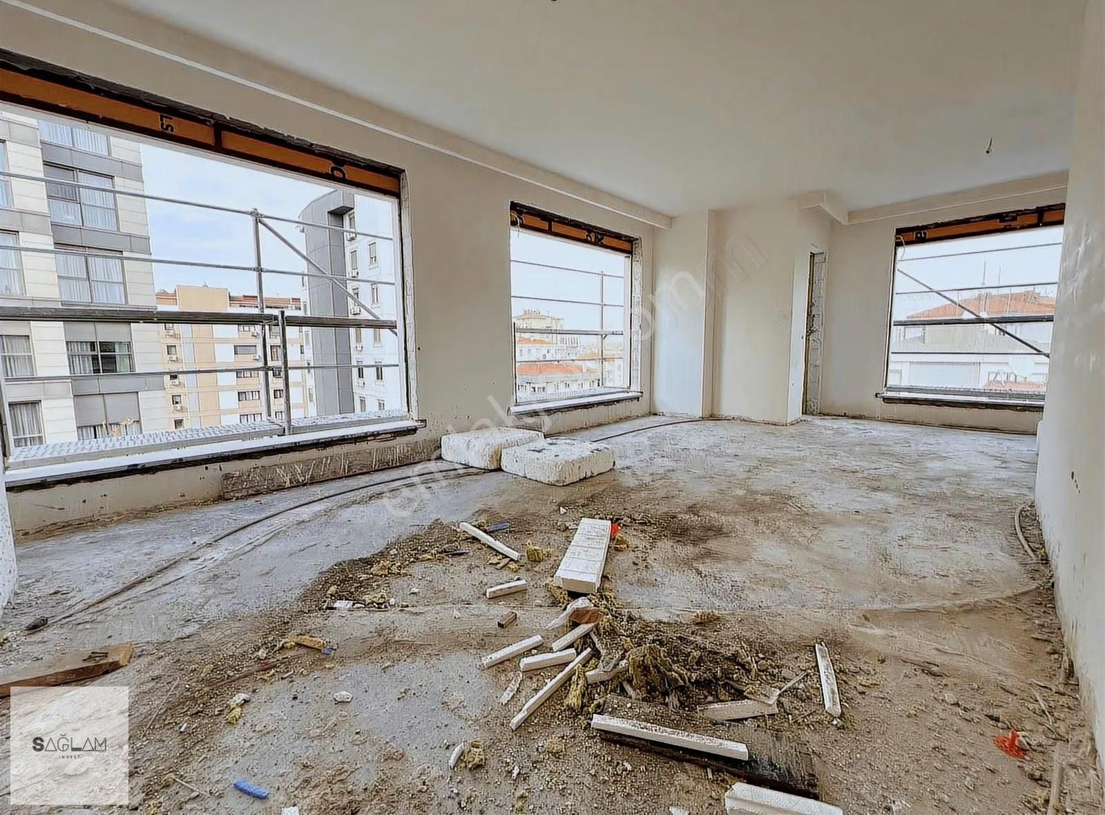 40m² Salon,23m² Yatak Odası,çift Balkonlu 115m² 3+1 Sıfır Daire