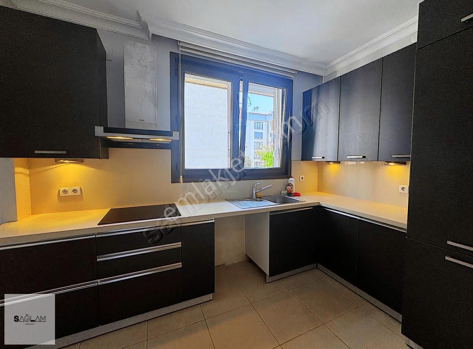 Sağlam'dan Caddebostan Sahilde Geniş 3+1 Satılık Daire Balkonlu - Görsel 8