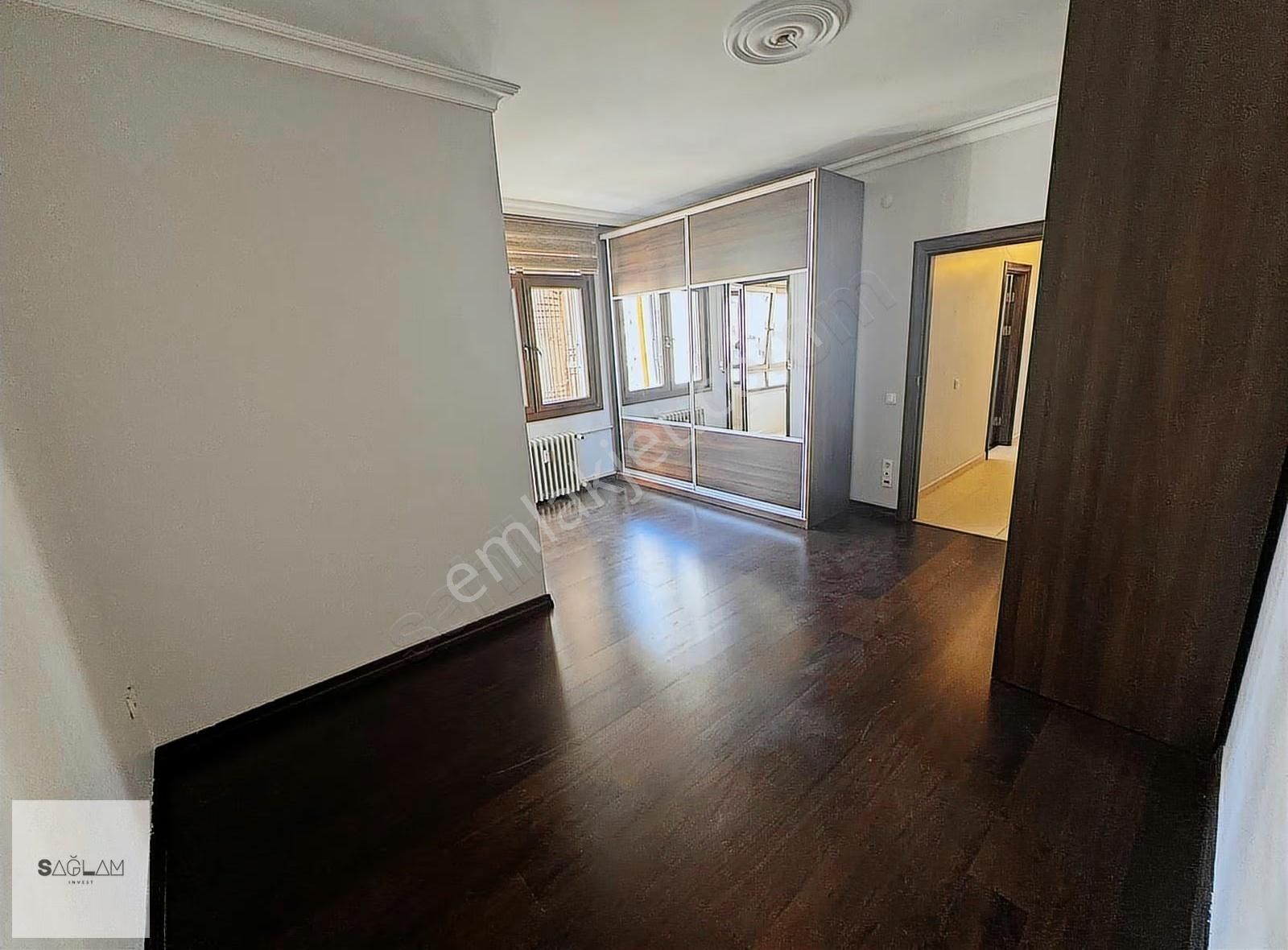 Sağlam'dan Caddebostan Sahilde Geniş 3+1 Satılık Daire Balkonlu - Görsel 6