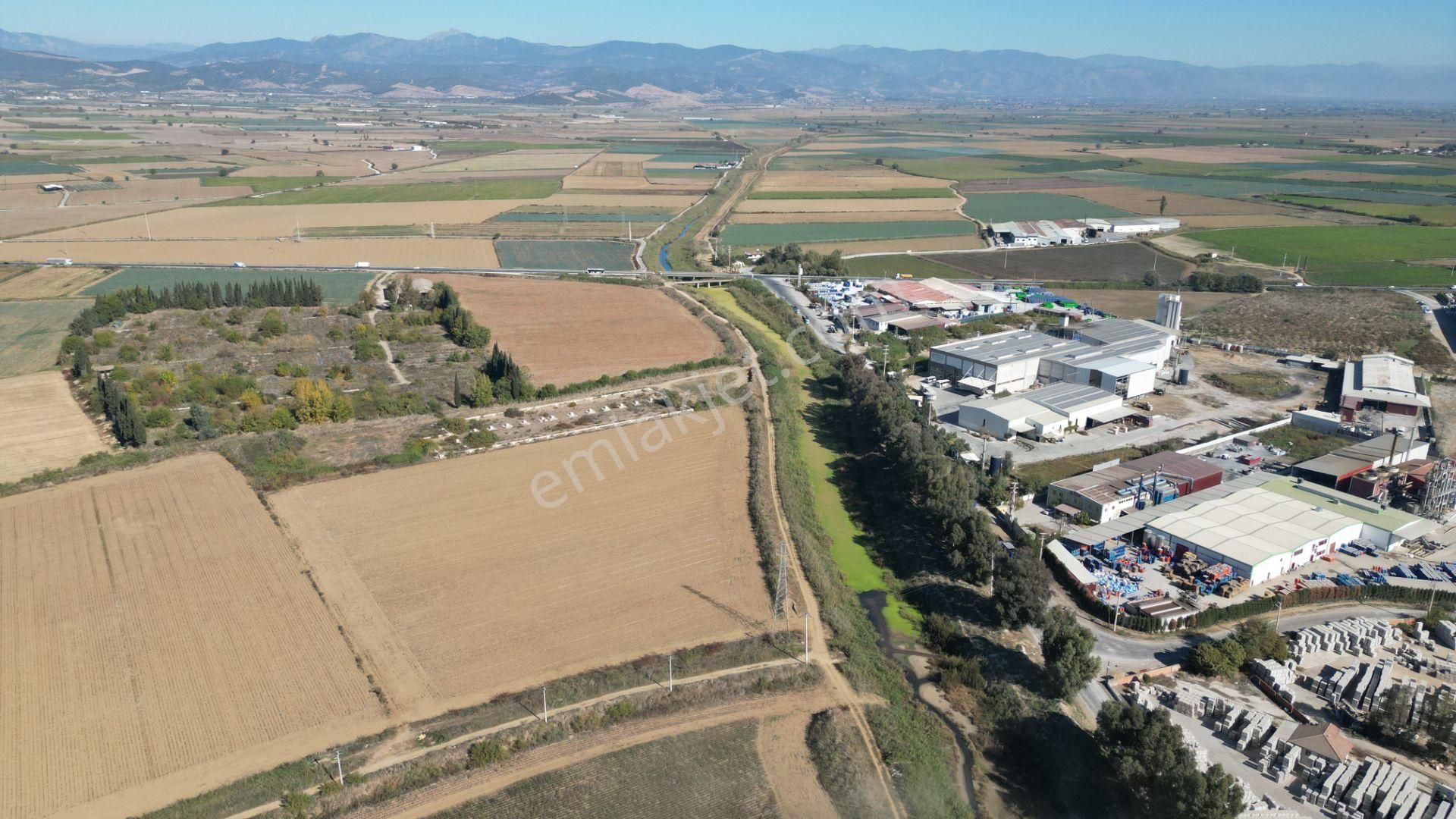Torbalı Şubaşında Yatırımcıya Uygun Geniş Parsel Sanayi Arsası - Görsel 14