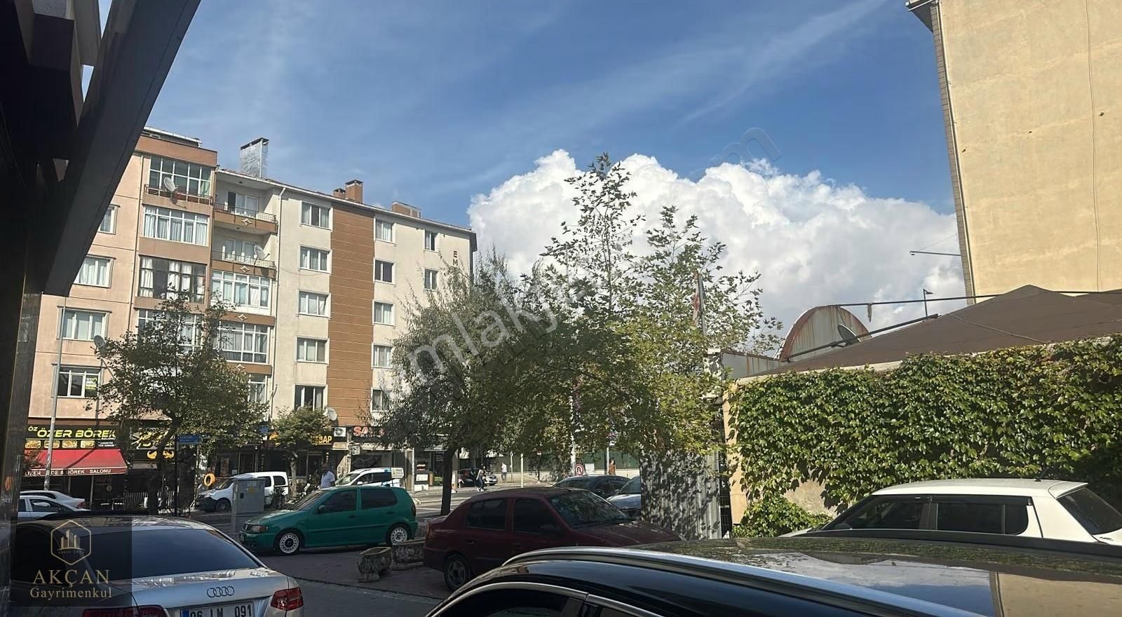 Reşadiye Mah.merkezi Konumda Yatırım Değeri Yüksek Satılk Dükkan - Görsel 2