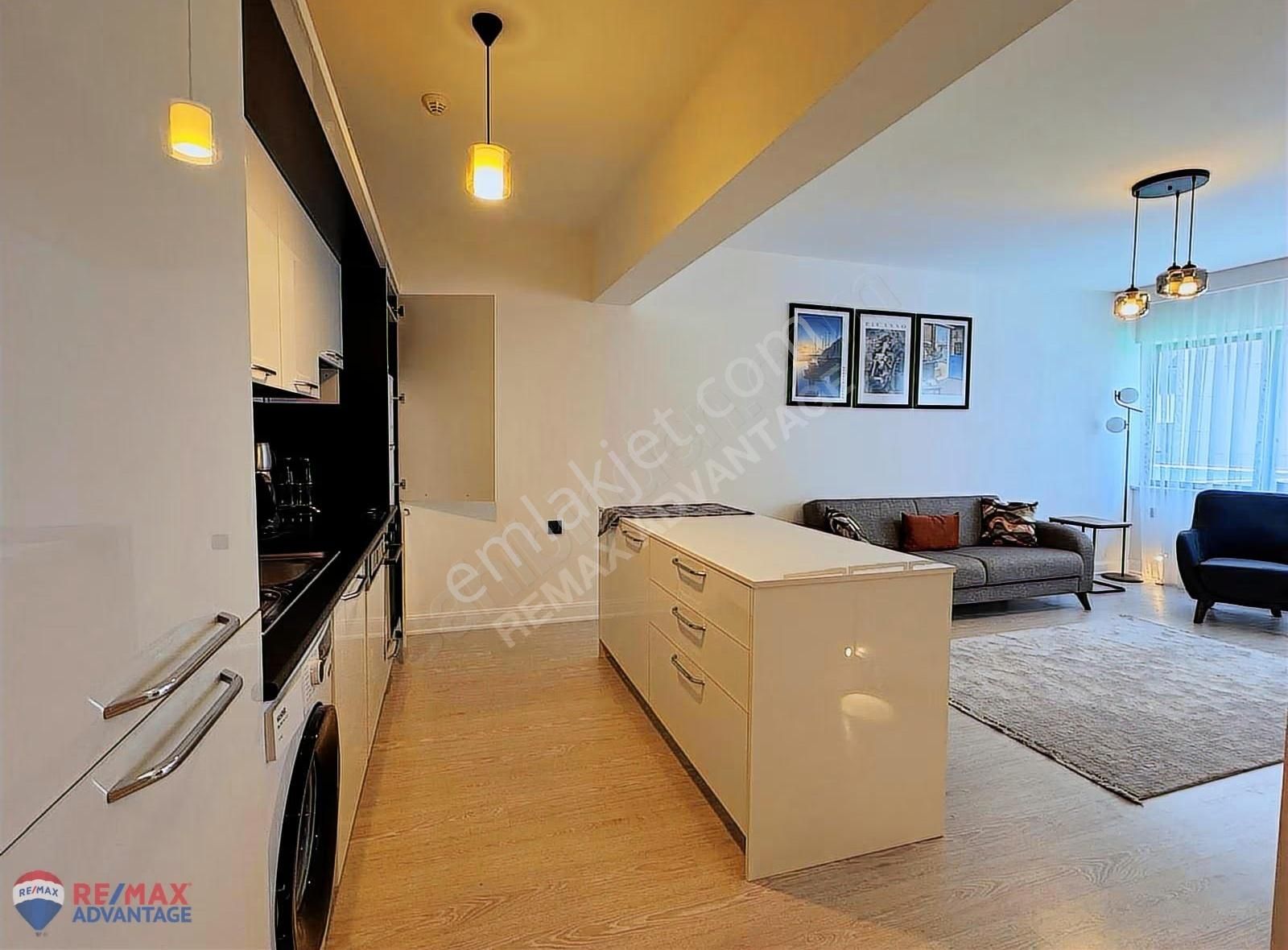 Remax Advantage'dan Teraslı, Lüks Eşyalı 1+1 Satılık Daire - Görsel 9