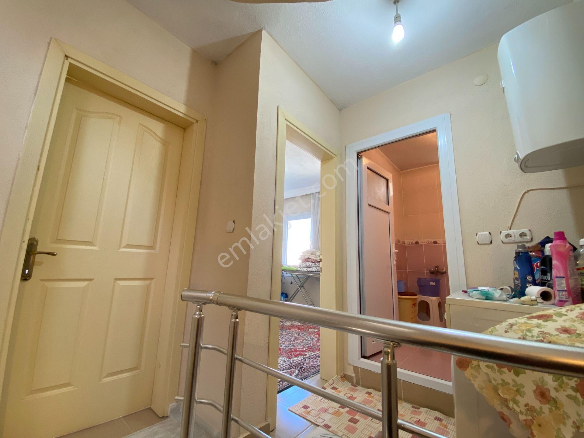 Altınova Sahilde Deniz Manzaralı Satılık 3+1 Köşe Triplex Villa - Görsel 28