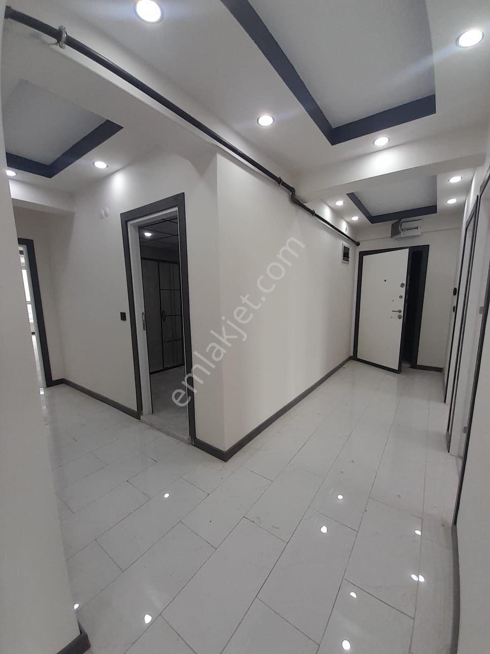 Son Ara Kat 3+1 Daire Esentepe Mahallesinde - Görsel 3