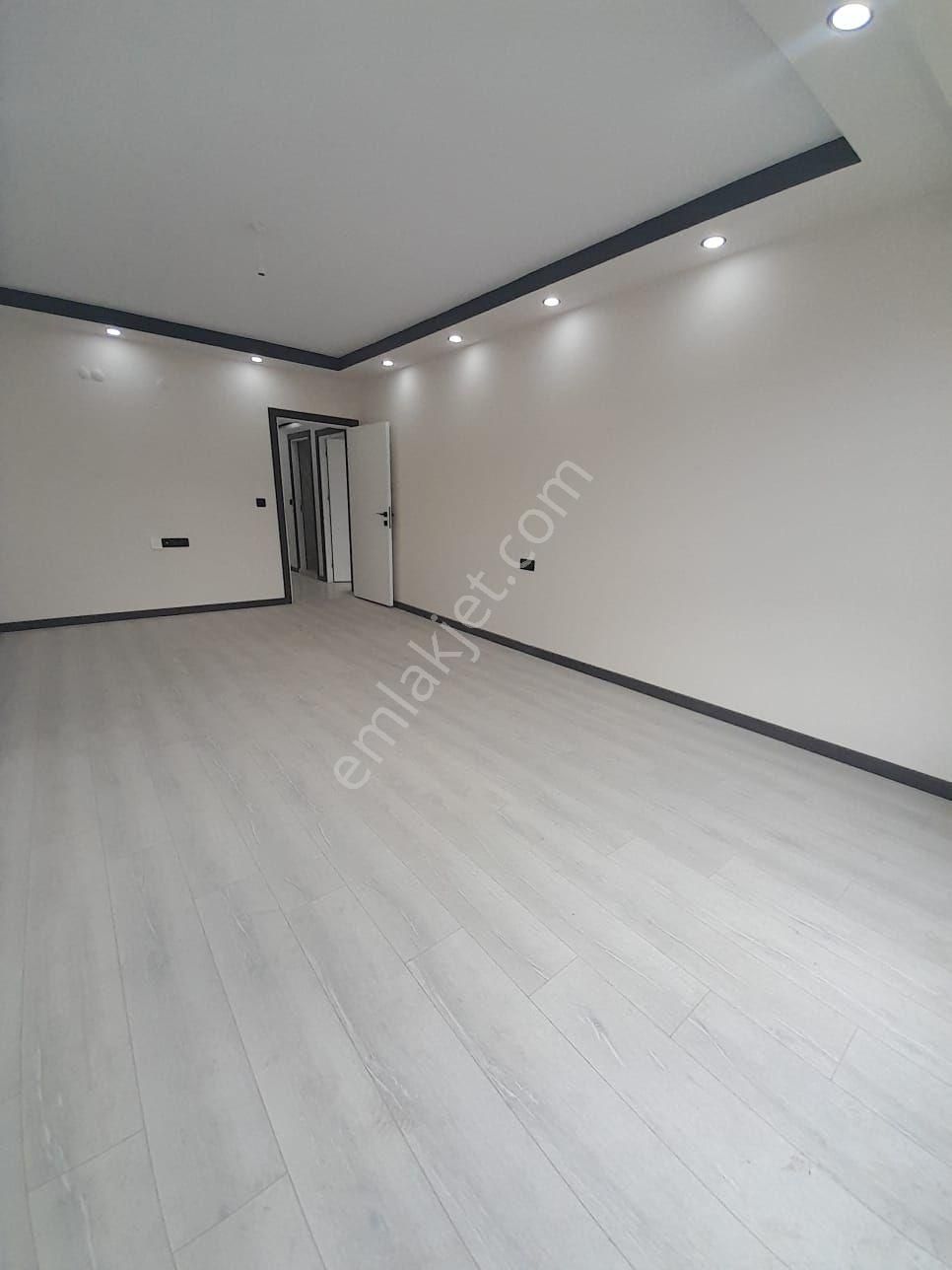 Son Ara Kat 3+1 Daire Esentepe Mahallesinde - Görsel 9