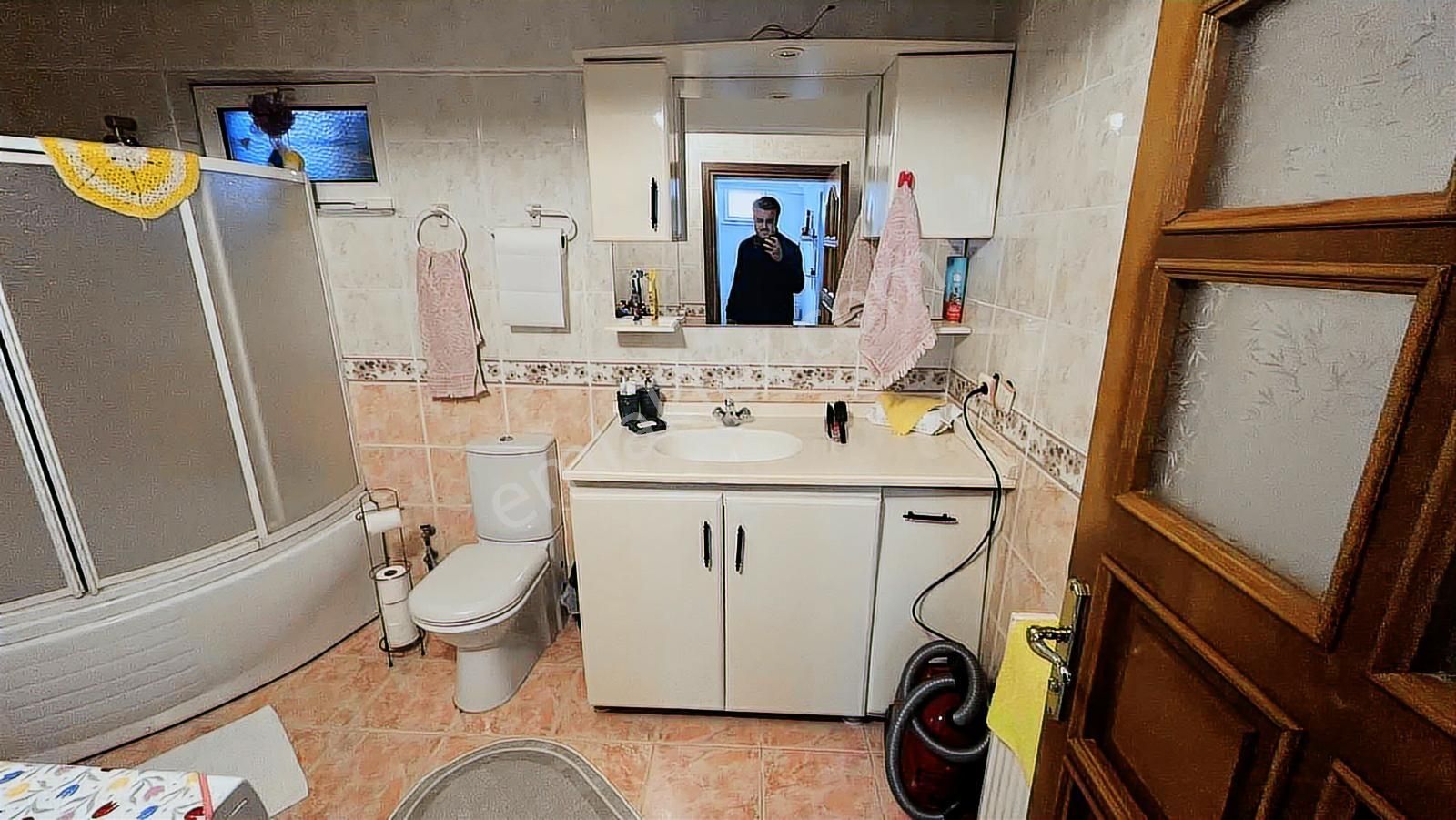 Büyükçekmece Güzelkent Hukukçular Sitesinde Satılık 5+2 Villa - Görsel 29