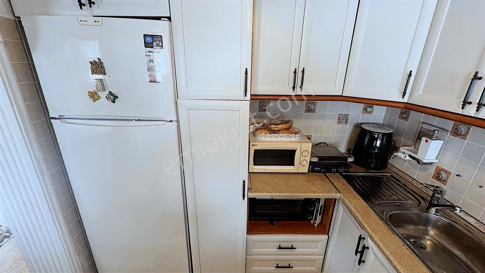 Büyükçekmece Güzelkent Hukukçular Sitesinde Satılık 5+2 Villa - Görsel 23