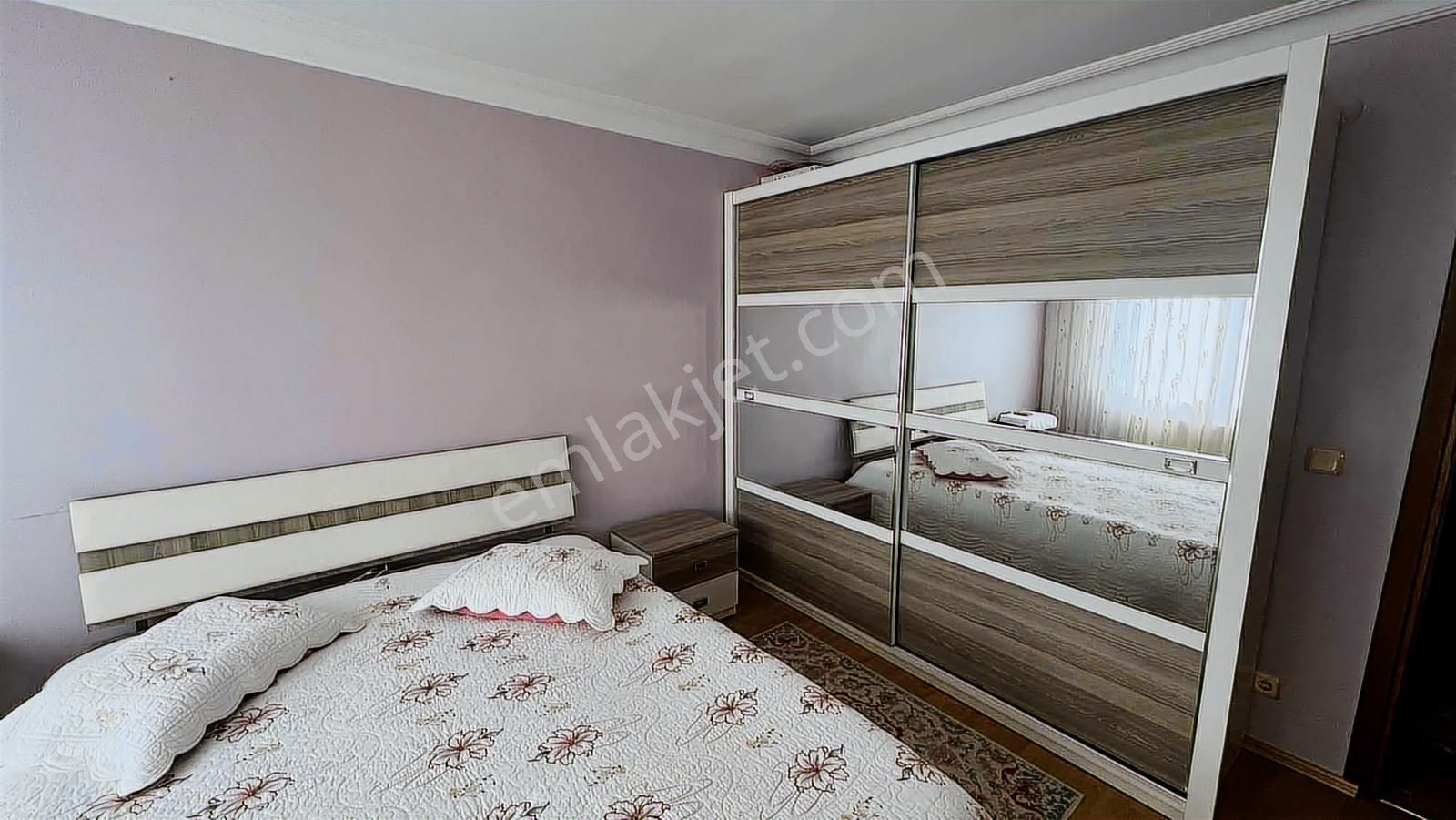 Büyükçekmece Güzelkent Hukukçular Sitesinde Satılık 5+2 Villa - Görsel 32