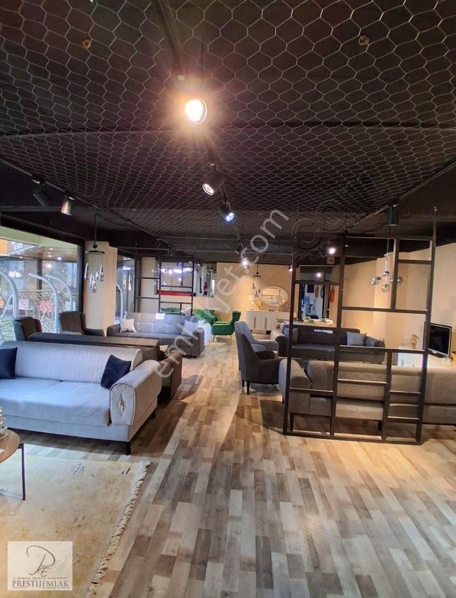 Tire Prestijden Devren Kiralık Büyük Mobilya Mağazası - Görsel 7