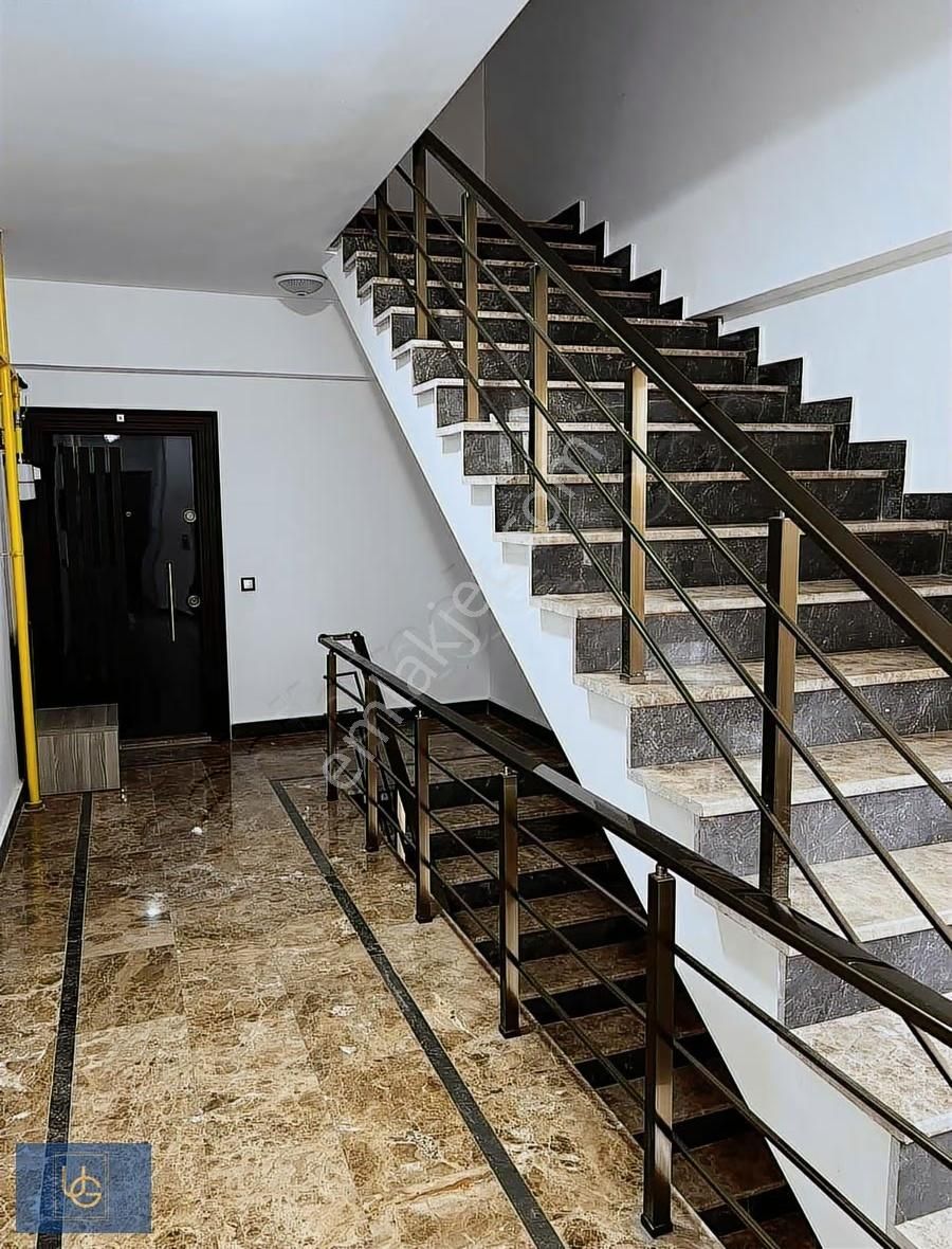 Atakum'un En Lüx En Büyük Eşsiz Konumda Bulunan 1+1 Dairesi - Görsel 9