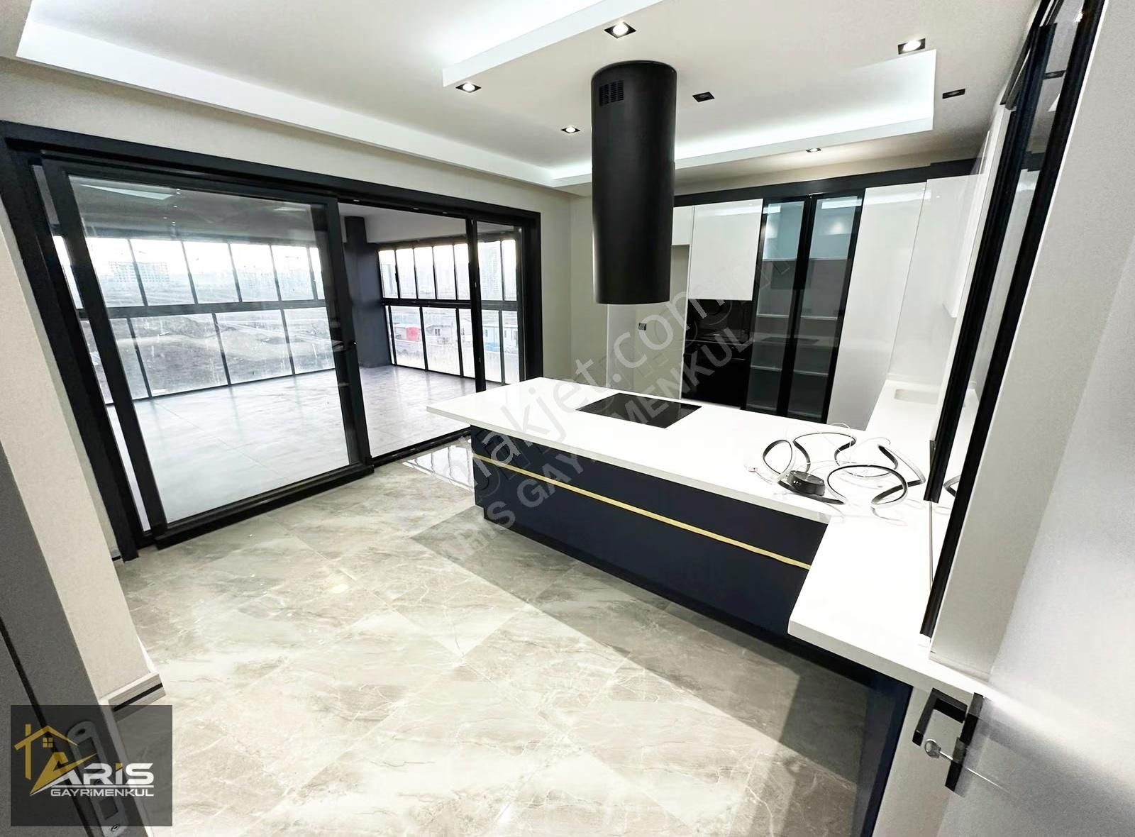 Aris'ten Büyüleyici Konsept! Yeni Bulvar Üzeri Ada Mutfak Şık4+1 - Görsel 9