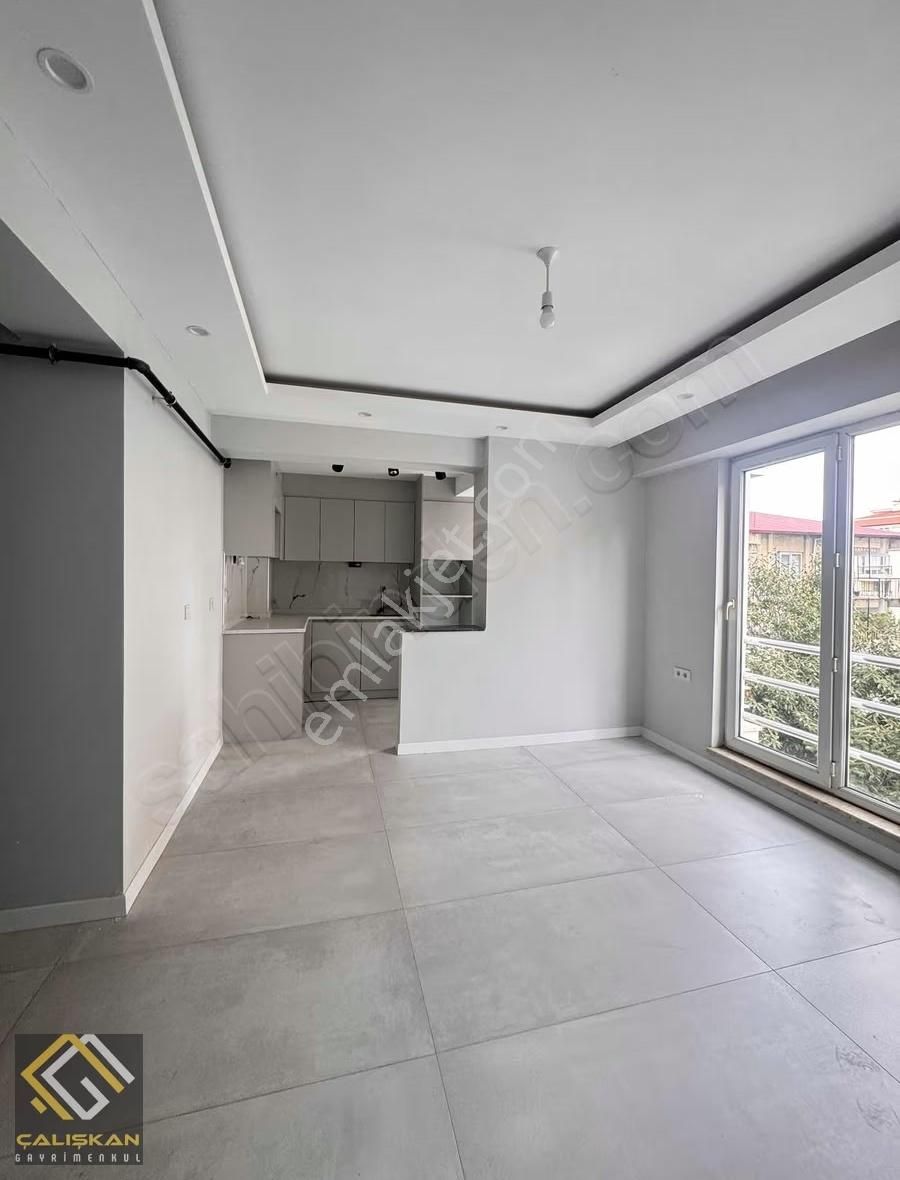 Adalet/içi Sıfır/balkonlu/yerden Isıtma/bulvara Yakın Geniş - Görsel 3
