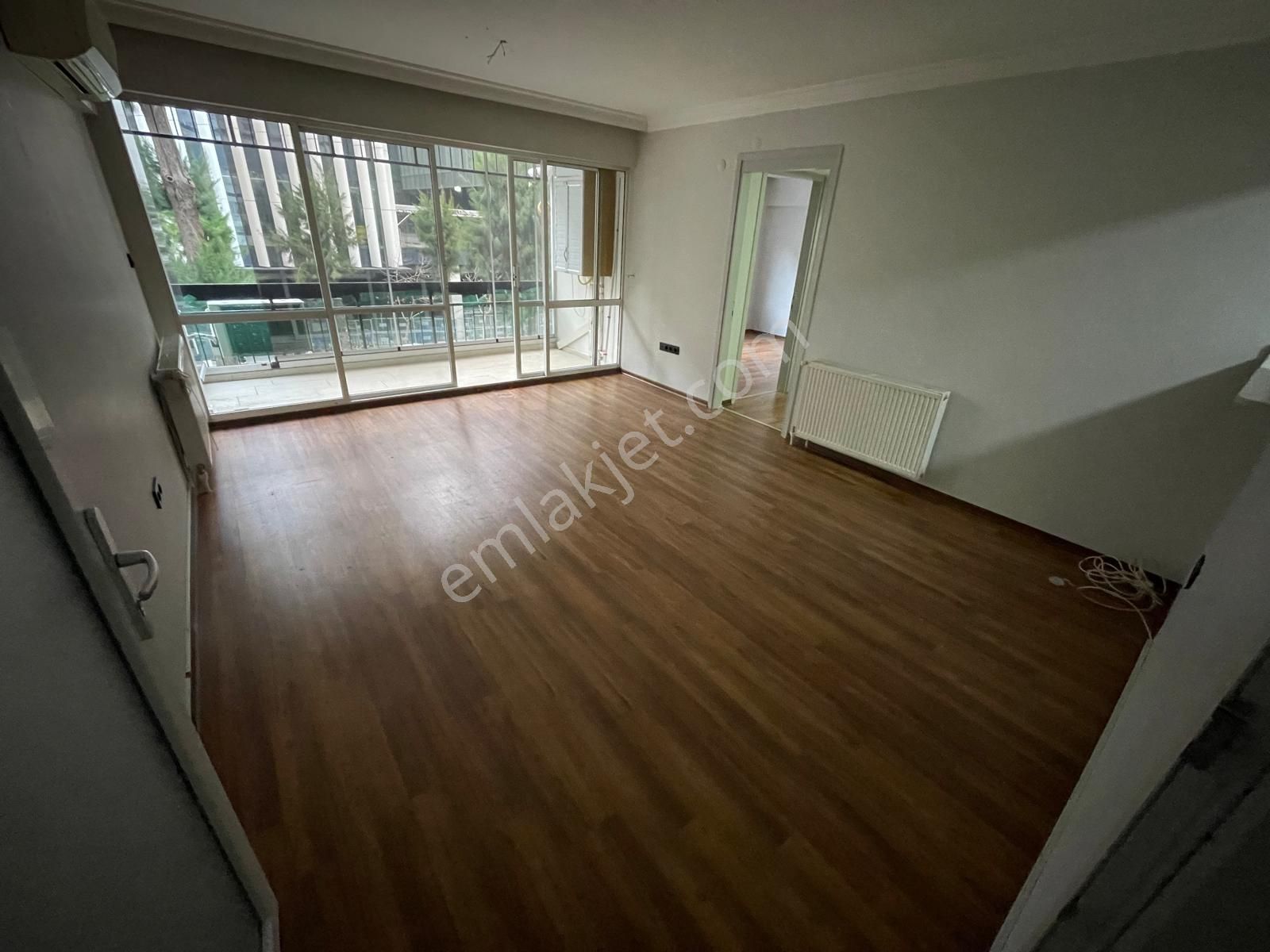 Turyap Göztepe Stadın Karşısında Kiralık 2+1 Daire - Görsel 6