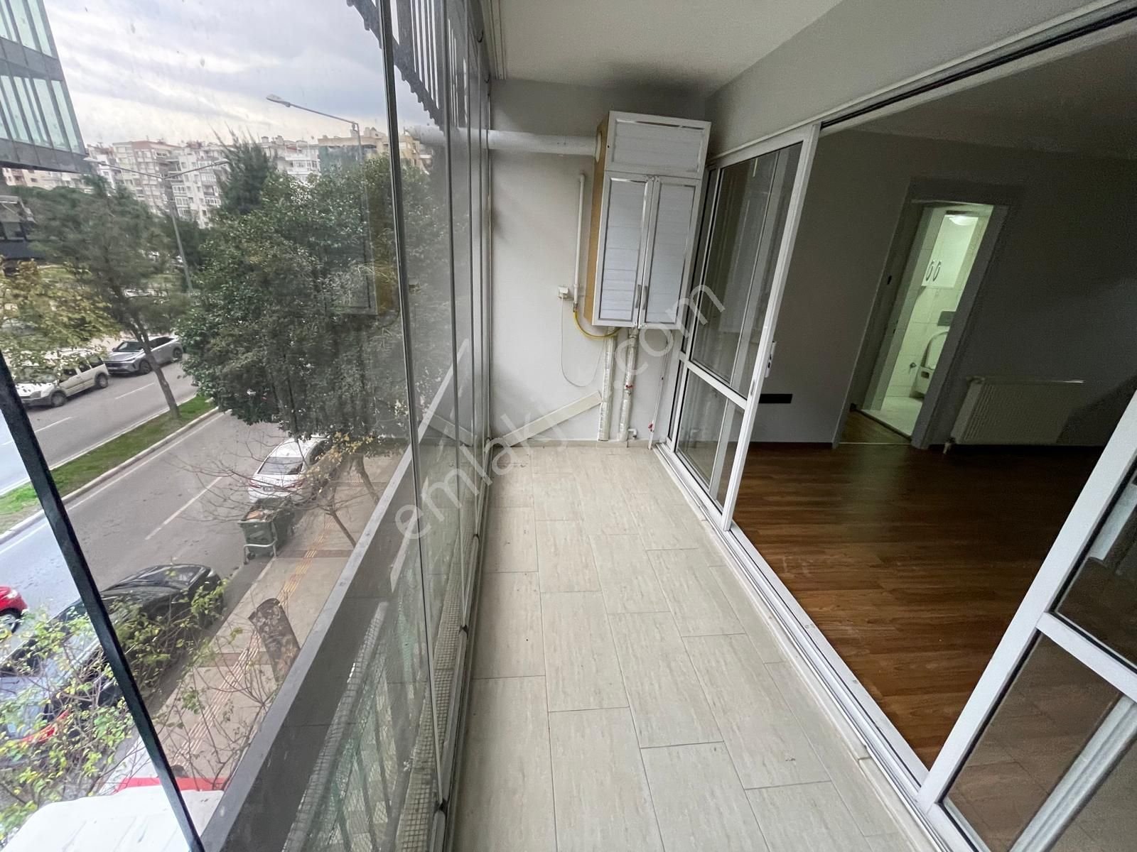 Turyap Göztepe Stadın Karşısında Kiralık 2+1 Daire - Görsel 15