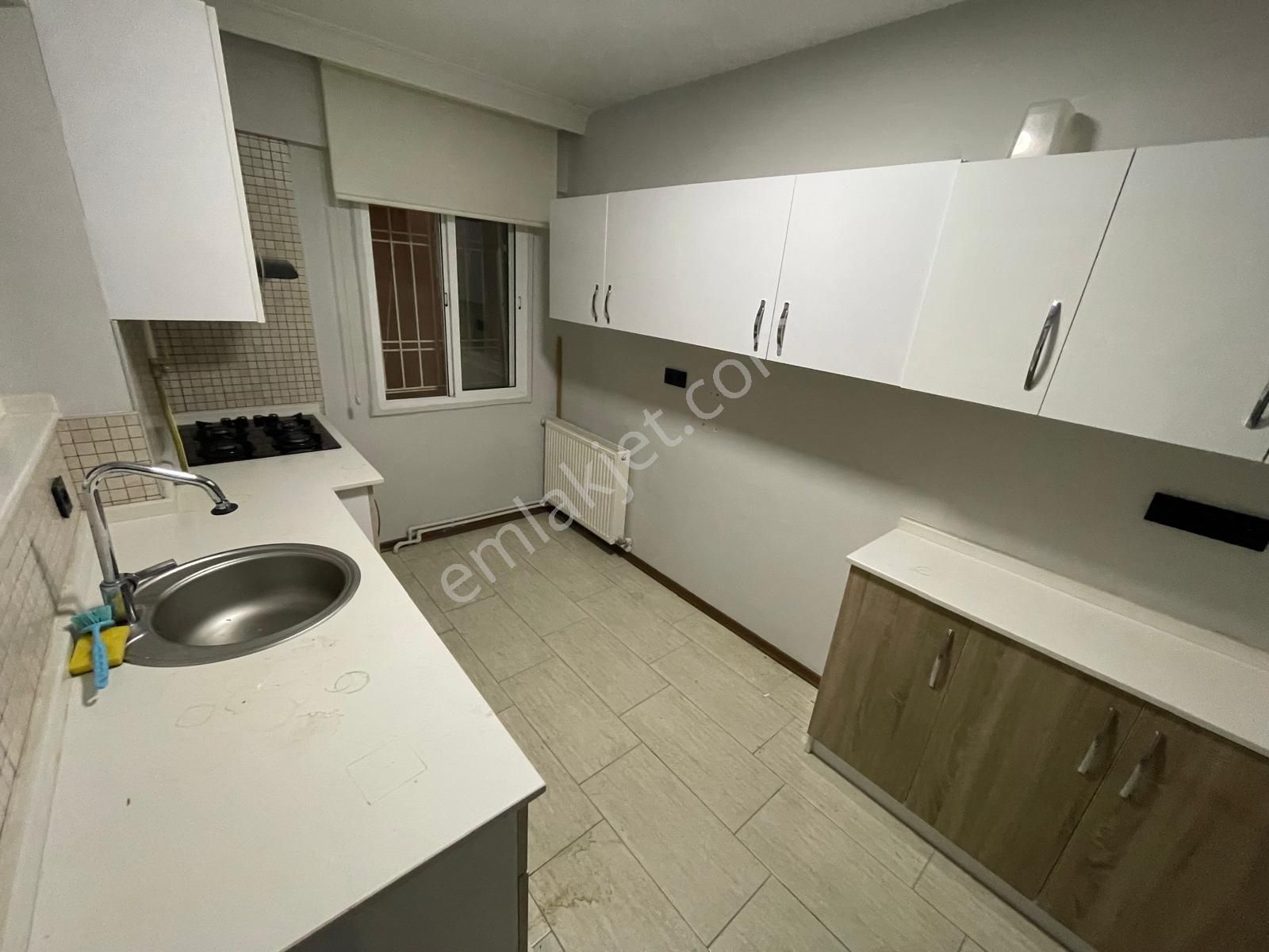 Turyap Göztepe Stadın Karşısında Kiralık 2+1 Daire - Görsel 13