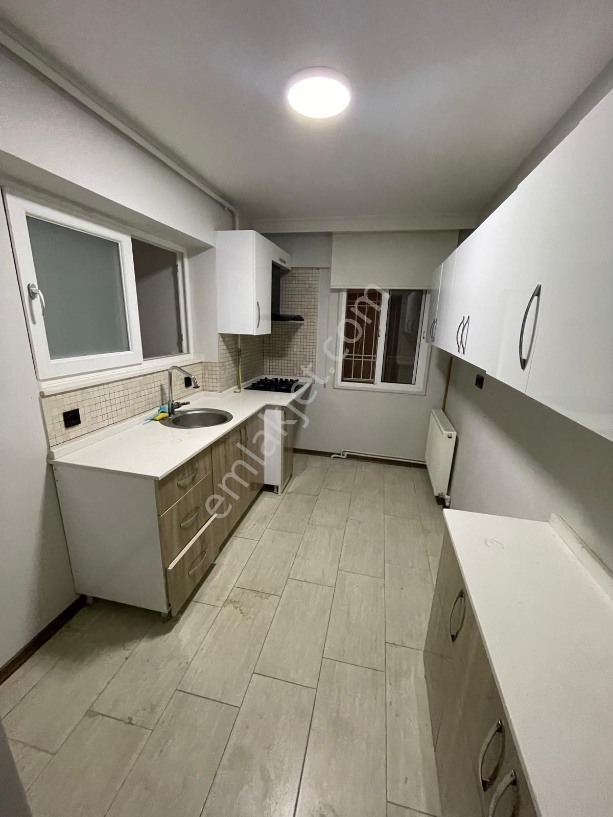 Turyap Göztepe Stadın Karşısında Kiralık 2+1 Daire - Görsel 14