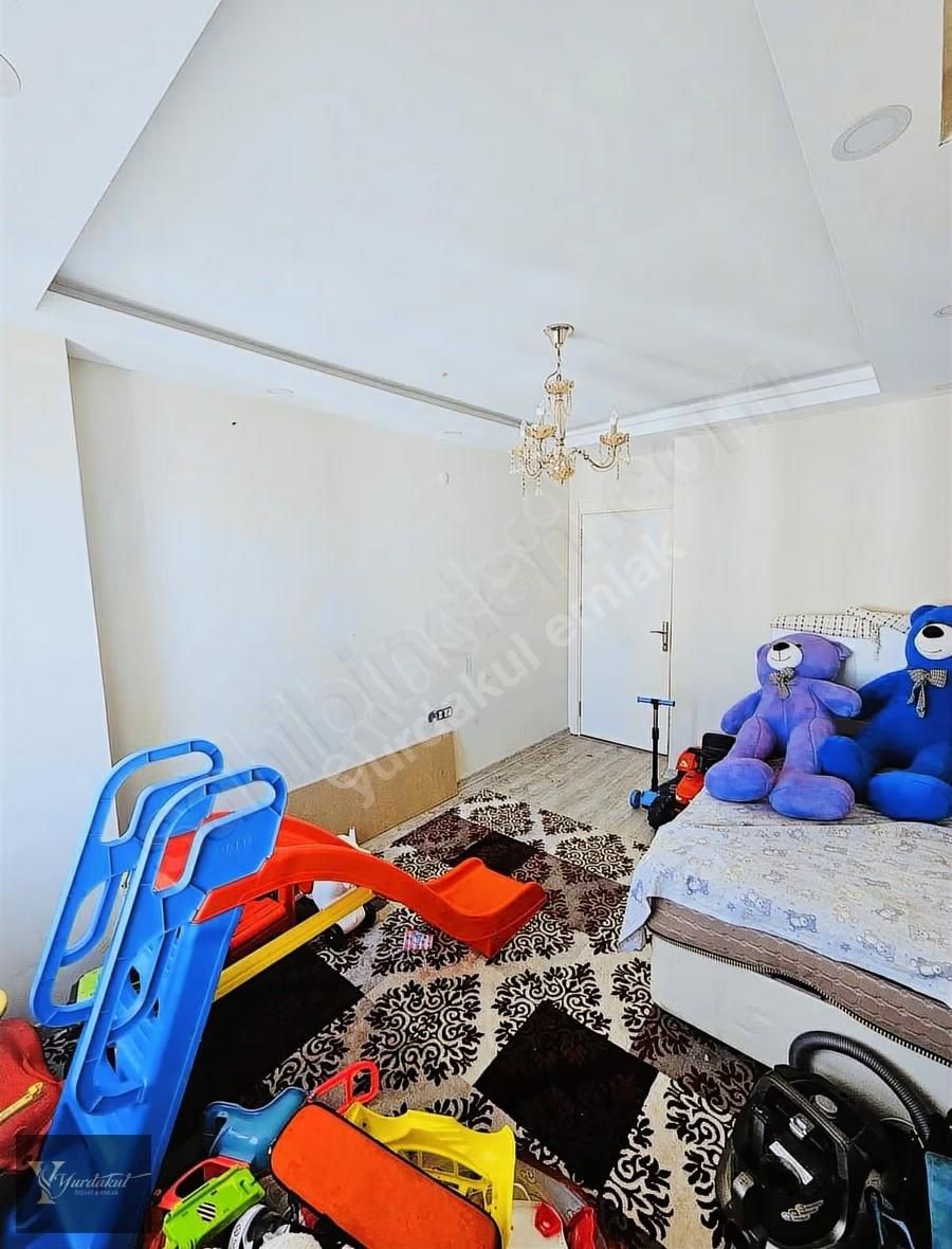 Göksu Mahallesinde 3+1 Havuzlu Site İçi Acil Satılık Daire - Görsel 2