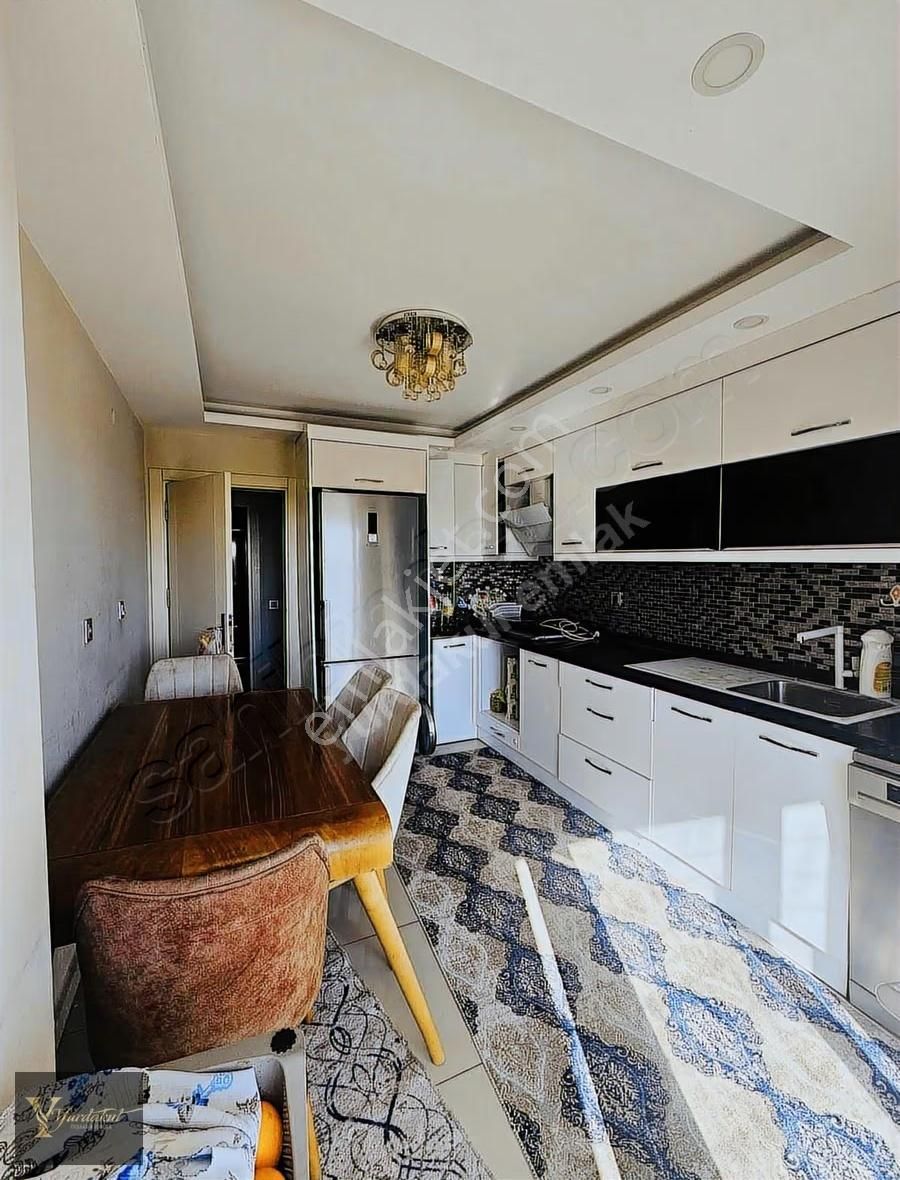 Göksu Mahallesinde 3+1 Havuzlu Site İçi Acil Satılık Daire - Görsel 27