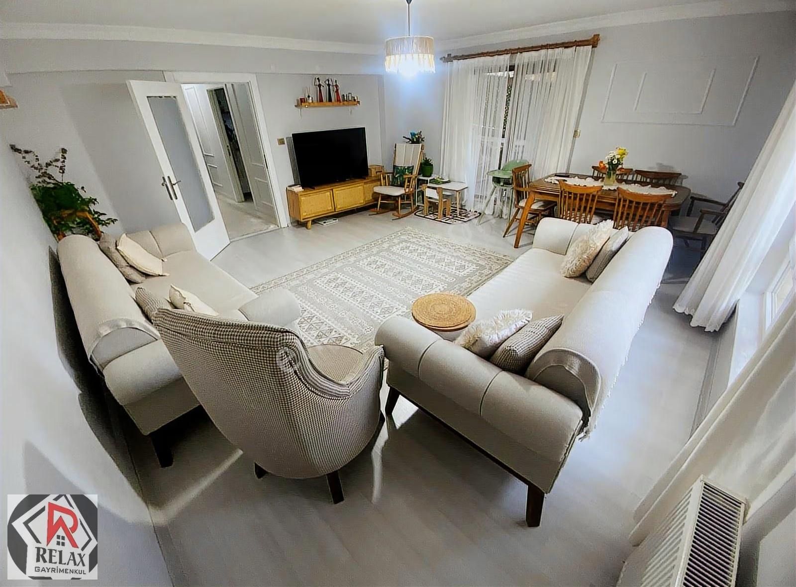 Relax'tan Ayvalı Merkez Yanı Yeni Bina 1.kat Kış Bahçeli Fırsat