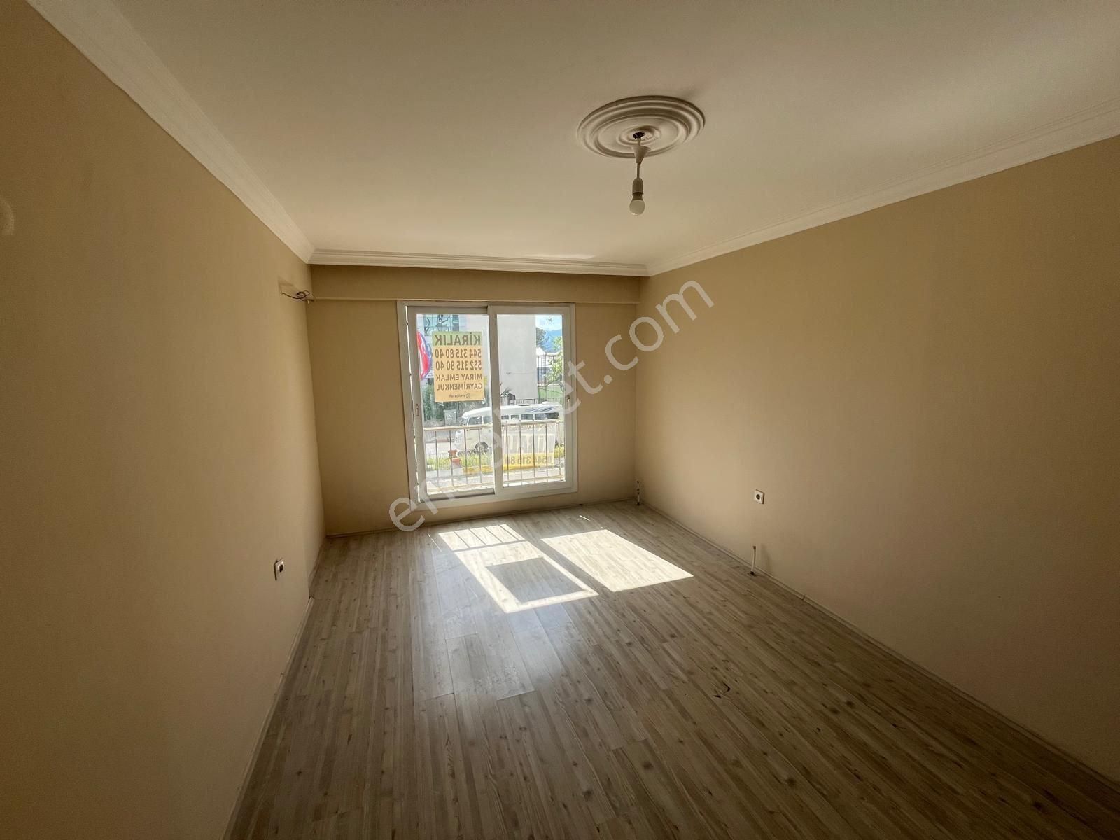 Miray Emlaktan Nazilli Sümer Mahallesinde Kiralık 2+1 Daire - Görsel 6