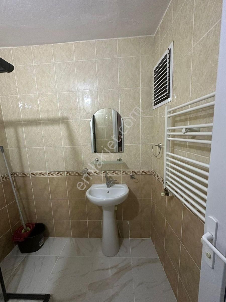 Uzunyusufta Tek Daire Fiyatına 2 Daire Satilik - Görsel 21